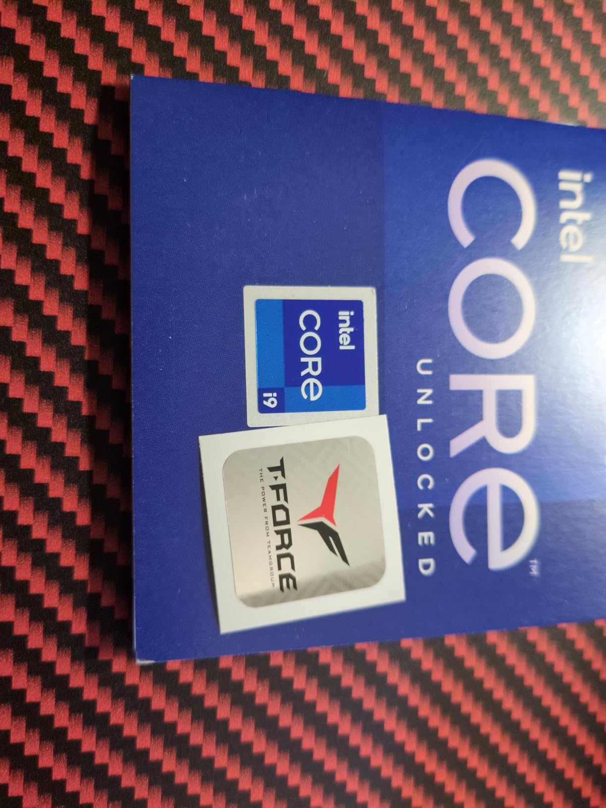 Intel Core i9-12900K Gaming Desktop Processor with Integrated Graphics 16 (8P+8E) Cores up to 5.2 GHz Unlocked LGA1700 customer photo 2