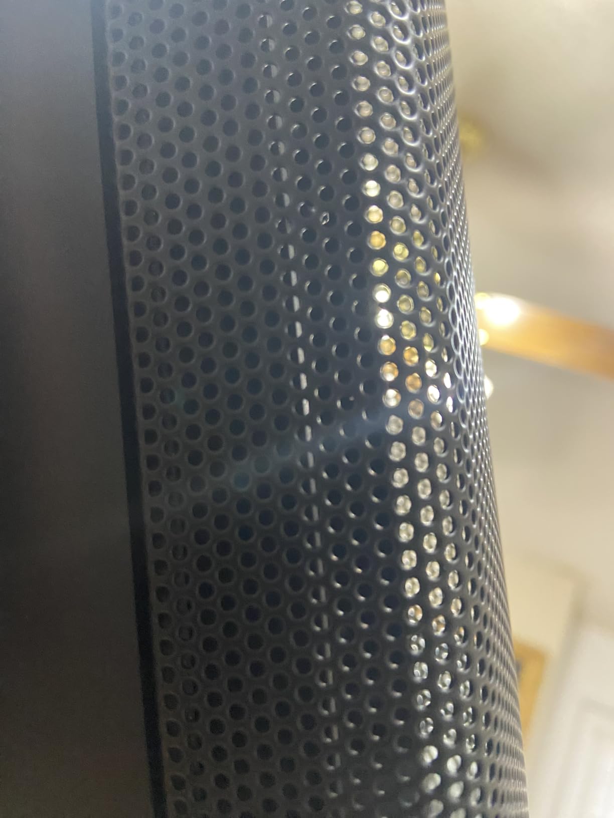 Rockville Titan Portable Array Battery Powered PA Speaker with 8