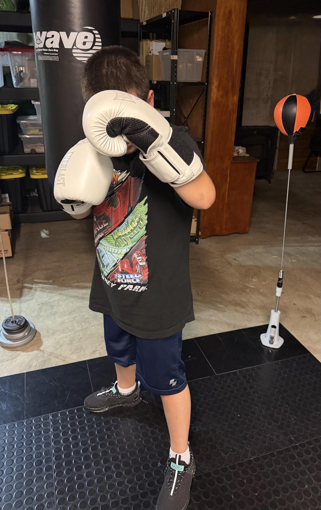 Everlast Powerlock 2 Hook & Loop Boxing Gloves | Fight Training Gloves | Hook and Loop with Durable Hand & Wrist Support | Heavy Bag & Fitness Training customer photo 1