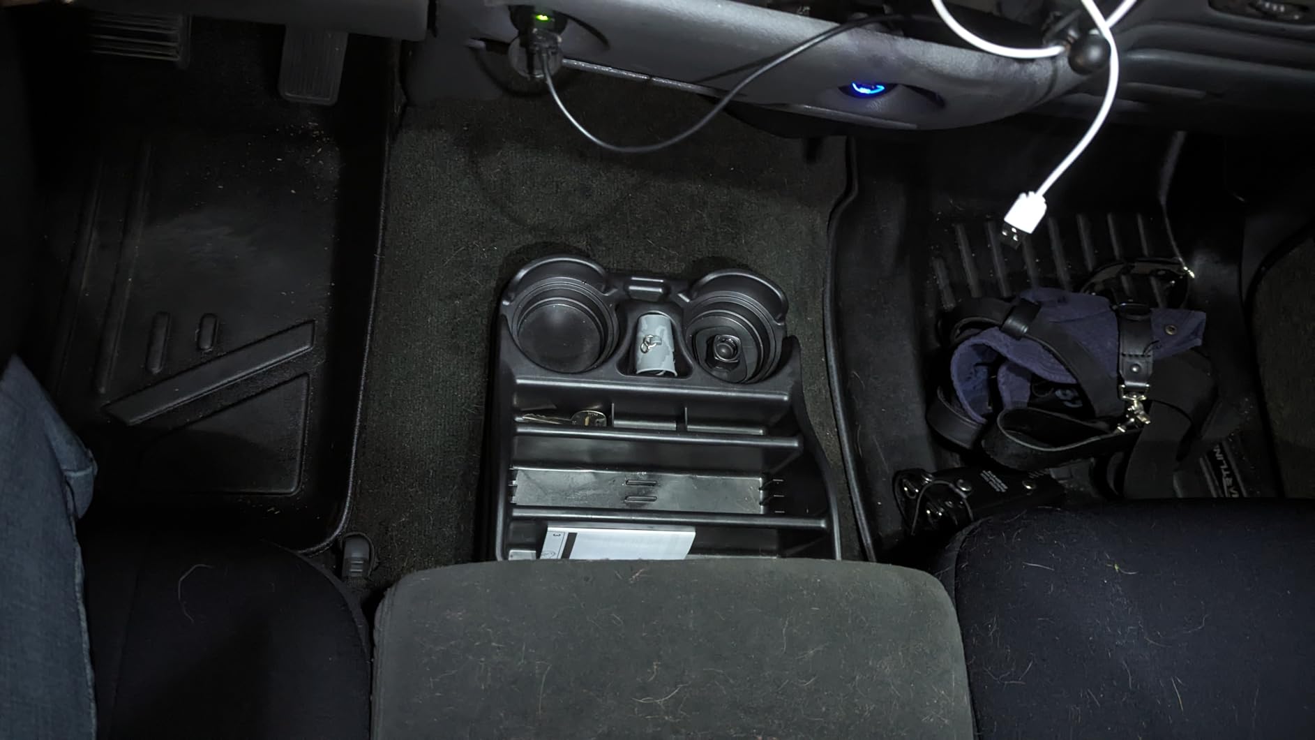 Moblorg Small Center Console for Cars, Trucks, Minivans, SUVs, Vehicle Organizer, Cup Holders, Recycled Plastic, Made in USA (Black) customer photo 1