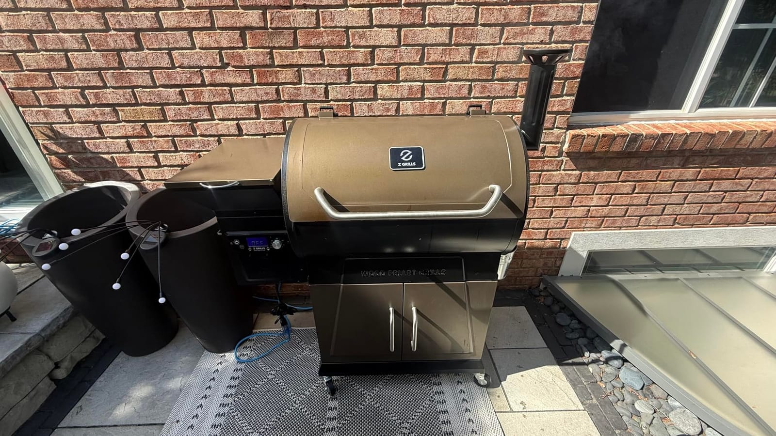 Z GRILLS ZPG-200APro Portable Tabletop Wood Pellet Grill and Smoker, Digital Control, 8 in 1 BBQ Grill for Outdoor Kitchen, Backyard, 202 Sq Inches of Cooking (Black) customer photo 1