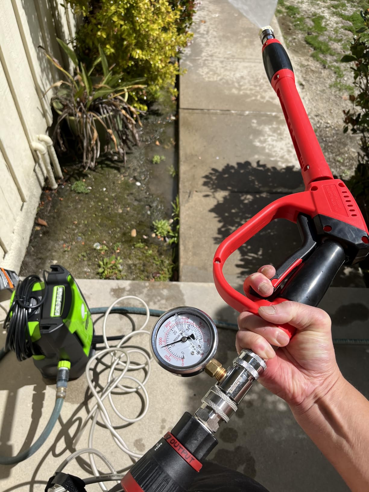 Greenworks 1600 PSI (1.2 GPM) Electric Pressure Washer (25, 40, Soap Applicator) Ideal For Cleaning Cars, Trucks, Boats, Outdoor Patio Furniture, Decks, and Windows customer photo 2