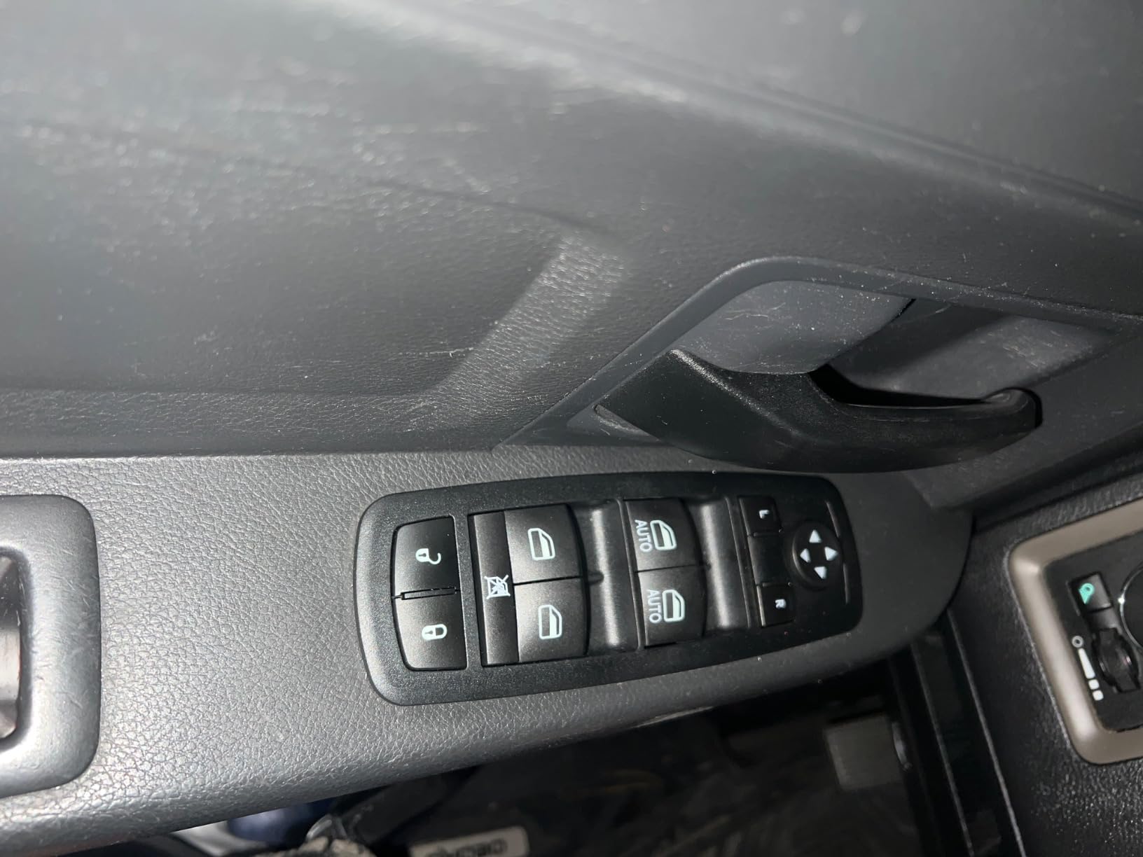 Obaee Master Power Window Switch Door Lock Main Control Button Front Left Driver Side Compatible with 2009 2010 2011 2012 Dodge RAM 1500/2500/3500 Pickup Crew Cab Quad Replacement 4602863AB 4602863AC customer photo 2