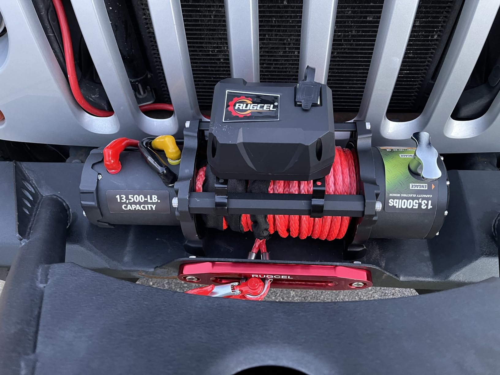 RUGCEL WINCH 13500lb Waterproof Electric Truck Winch 12V Synthetic Rope Winch with Hawse Fairlead,Wired Handle and 2 Wireless Remote,for Trailer and Wrangler in Car Lift customer photo 2