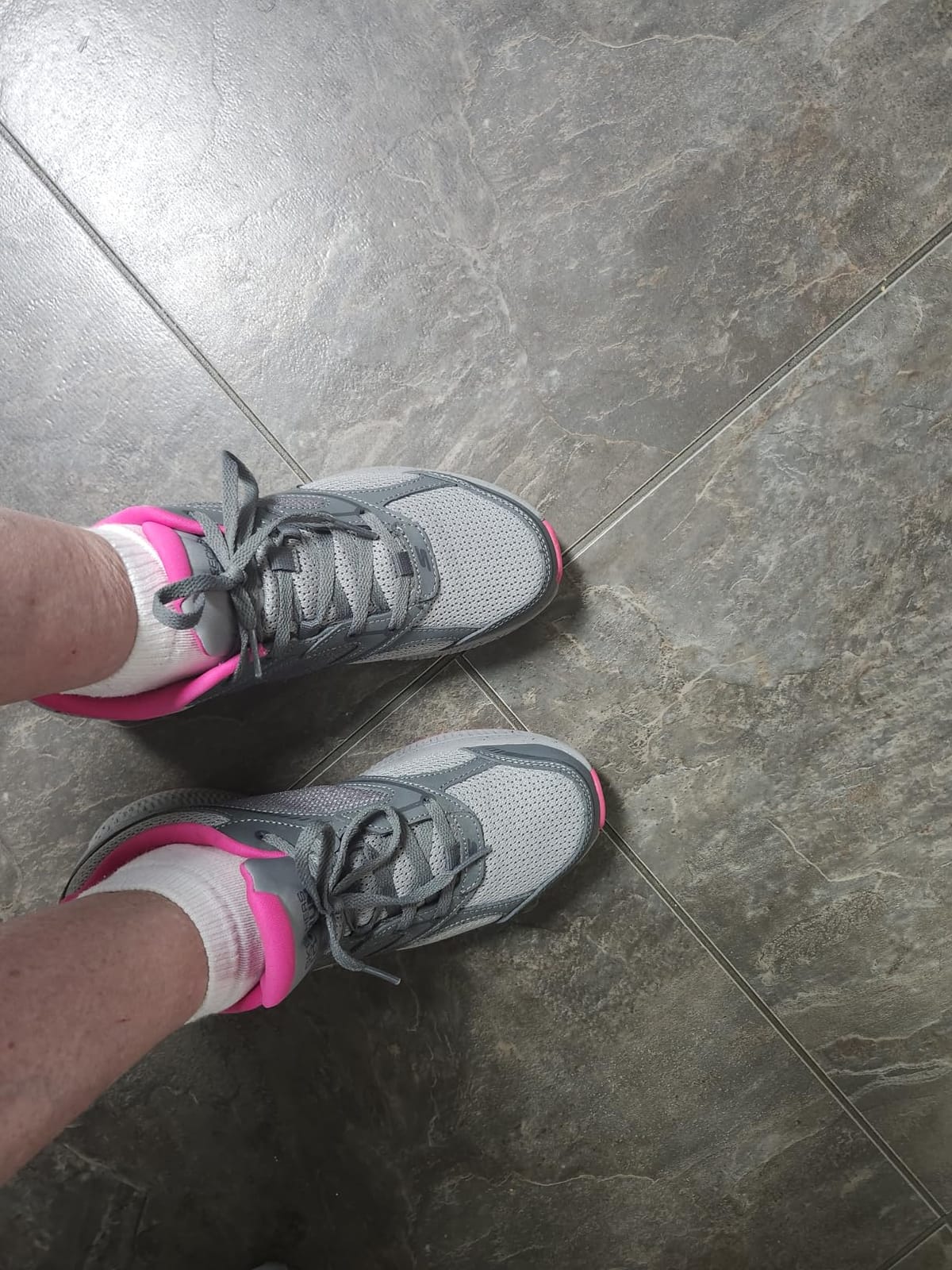 Skechers Women's Go Run Consistent - Vivid Horizon Sneaker customer photo 1