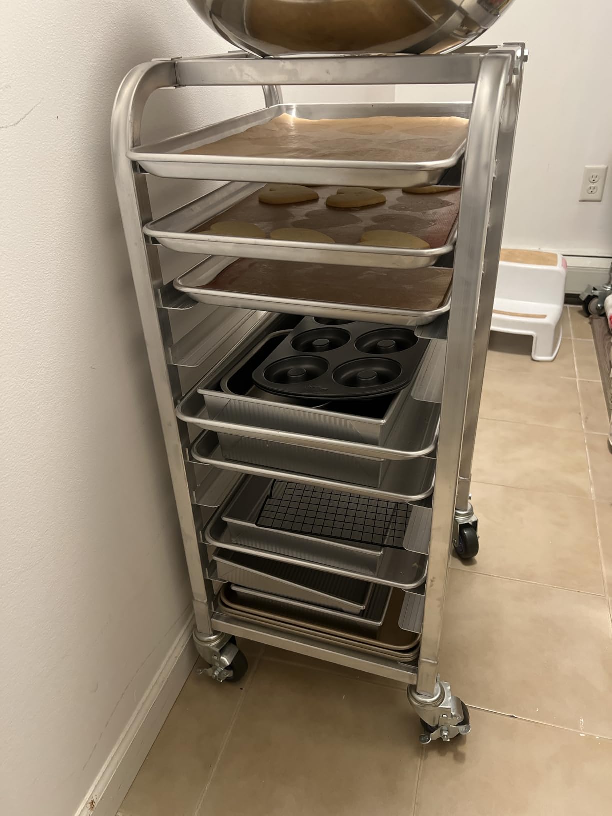 BIEAMA 20-Tier Aluminum Sheet Pan Rack, NSF Full Size Bun Pan Rack customer photo 1