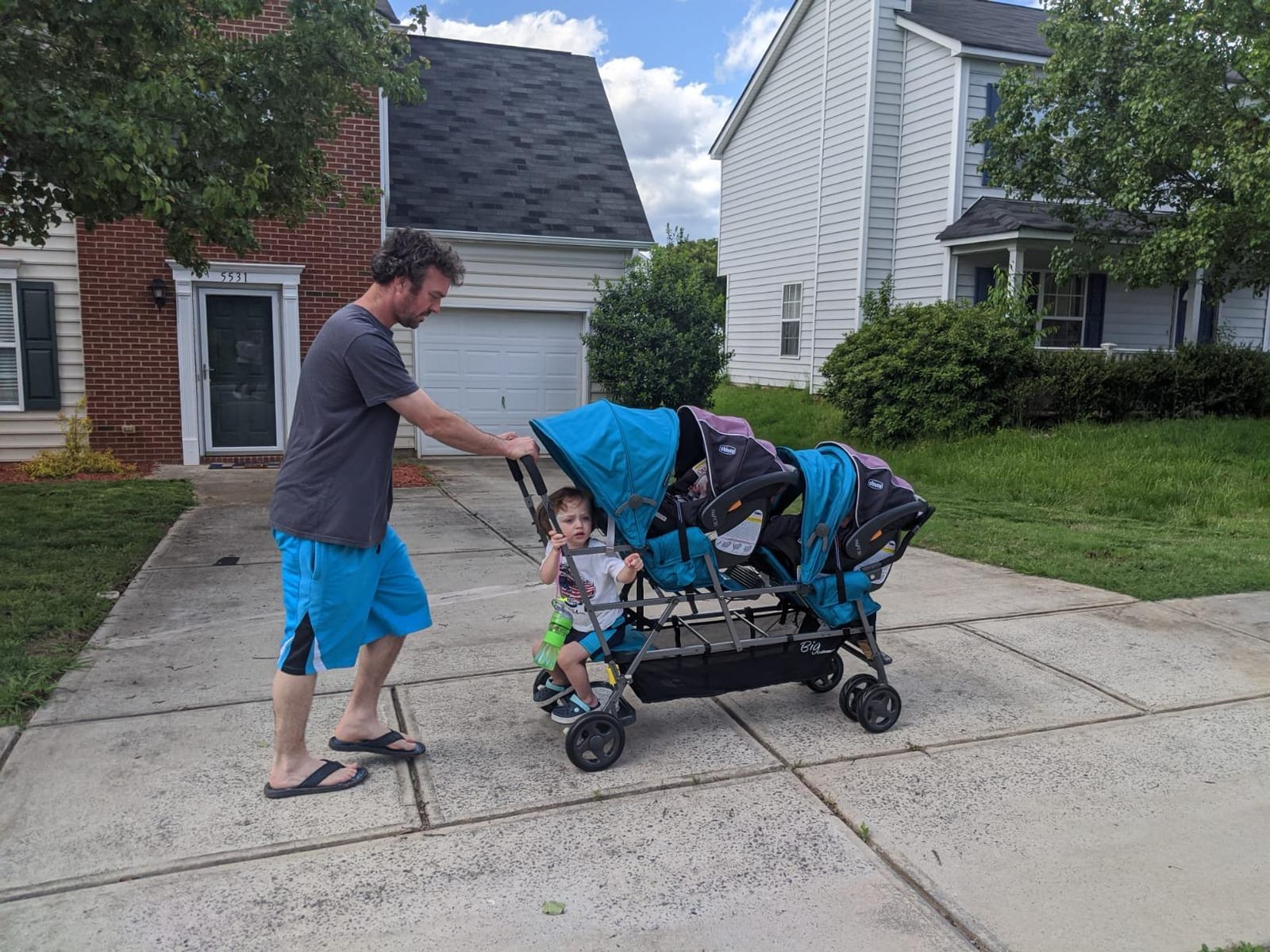 Joovy Big Caboose Triple Stroller with Rear Bench and Standing Platform, Reclining Seats, Optional Rear Seat, and Two Universal Car Seat Adapters, Jet customer photo 2