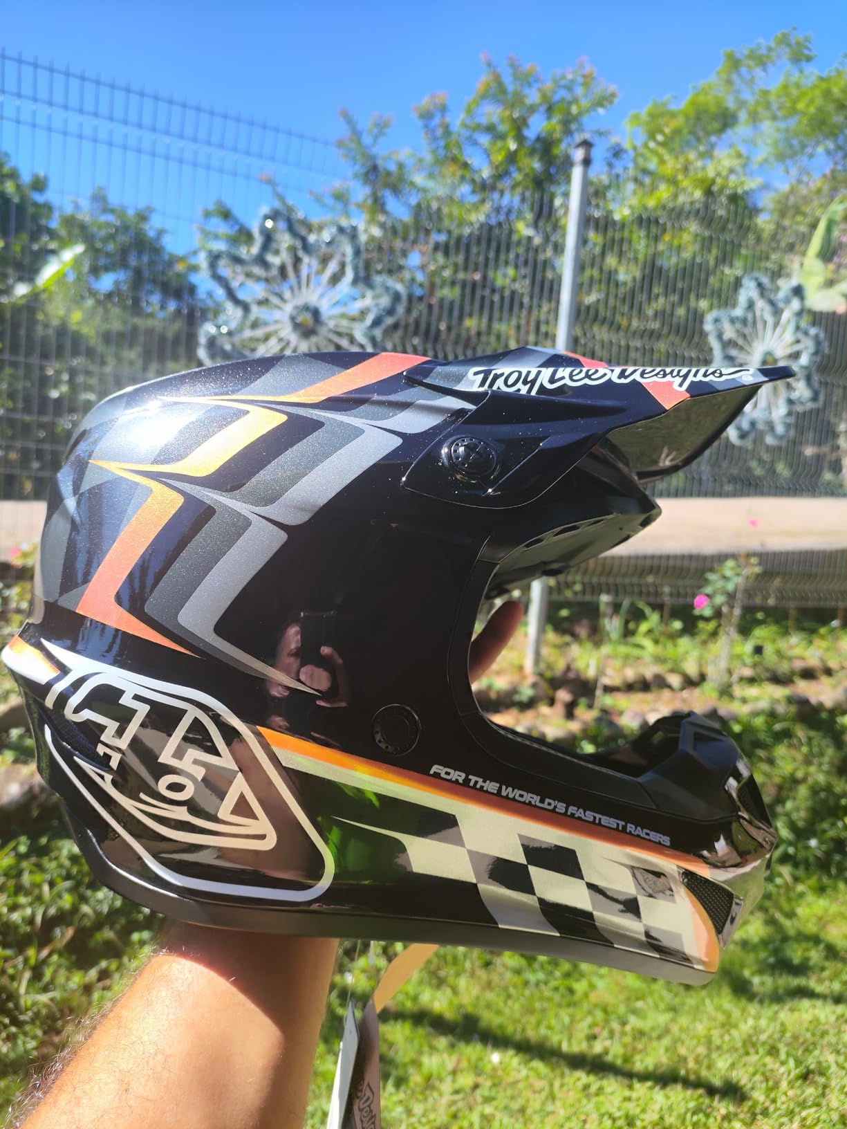 Troy Lee Designs SE4 Polyacrylite Adult Motocross Off-Road Dirt Bike Helmet with MIPS customer photo 1