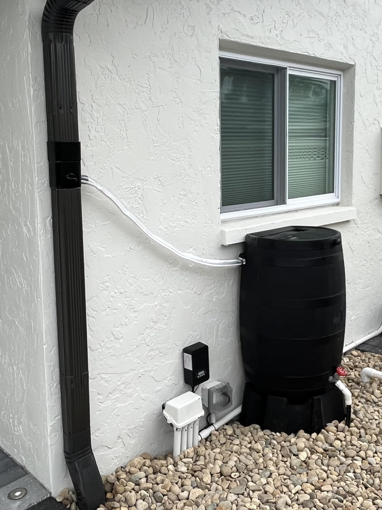 RTS Home Accents 50-Gallon ECO Rain Barrel Made with 100% Recycled Plastic, Flat Back Rain Water Collection Barrel, Stand Included, Black customer photo 2