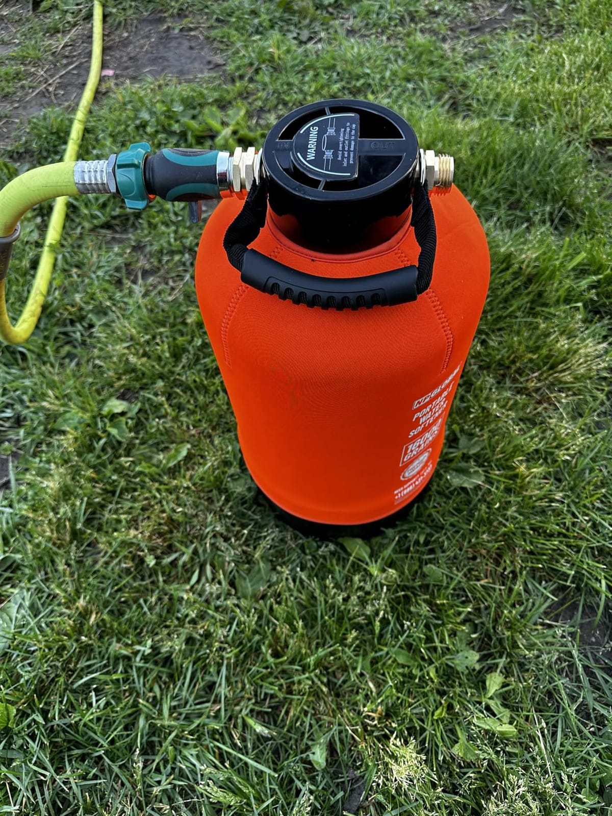 RV Water Softener Portable - 16,000 Grain, 3/4