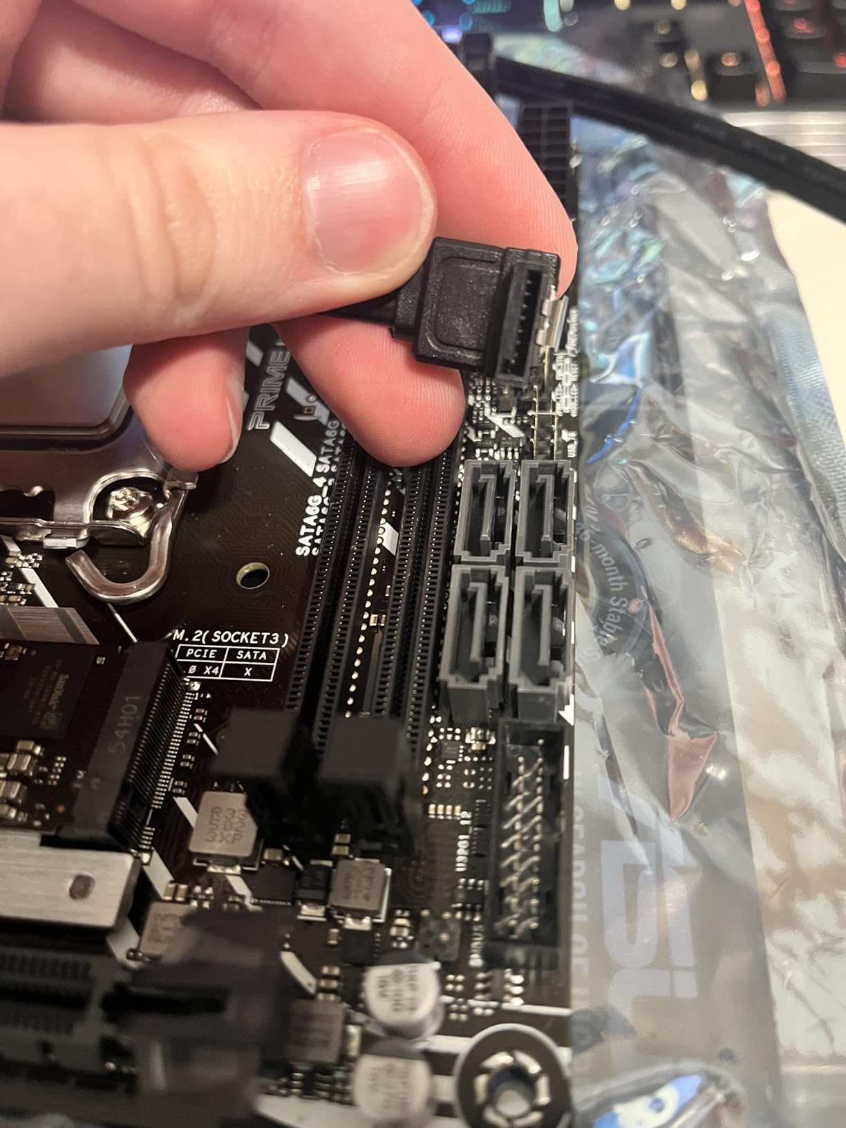ASUS PRIME H610I-PLUS D4 LGA 1700 (Intel 12th Gen) mini ITX Motherboard (PCIe 4.0, DDR4, USB 3.2 Gen 1 Type-A, 1Gb Lan, DP/HDMI/D-Sub, V-M.2 Key E, Q-LED) customer photo 1