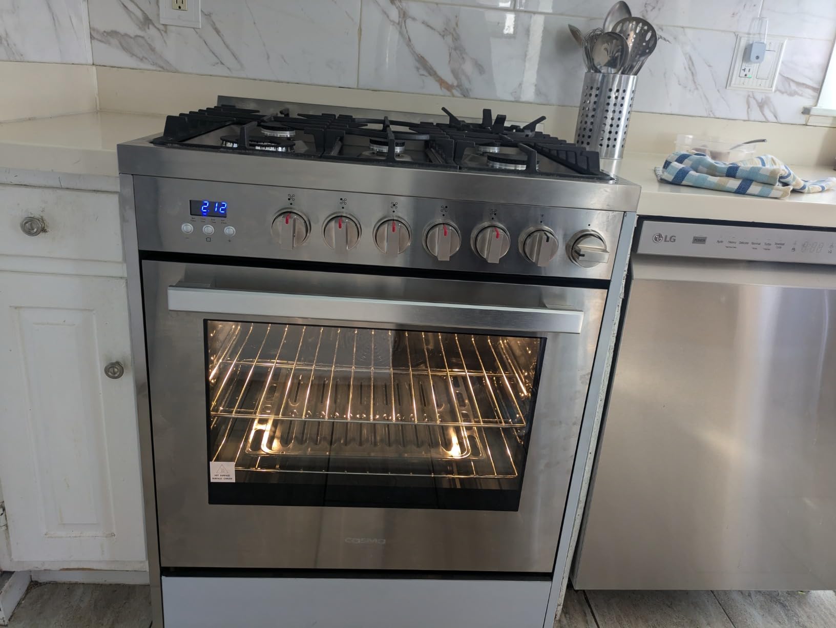 COSMO COS-305AGC 30 in. 5.0 cu. ft. Freestanding Single Oven Gas Range with 5 Burner Cooktop and Heavy Duty Cast Iron Grates in Stainless Steel customer photo 2