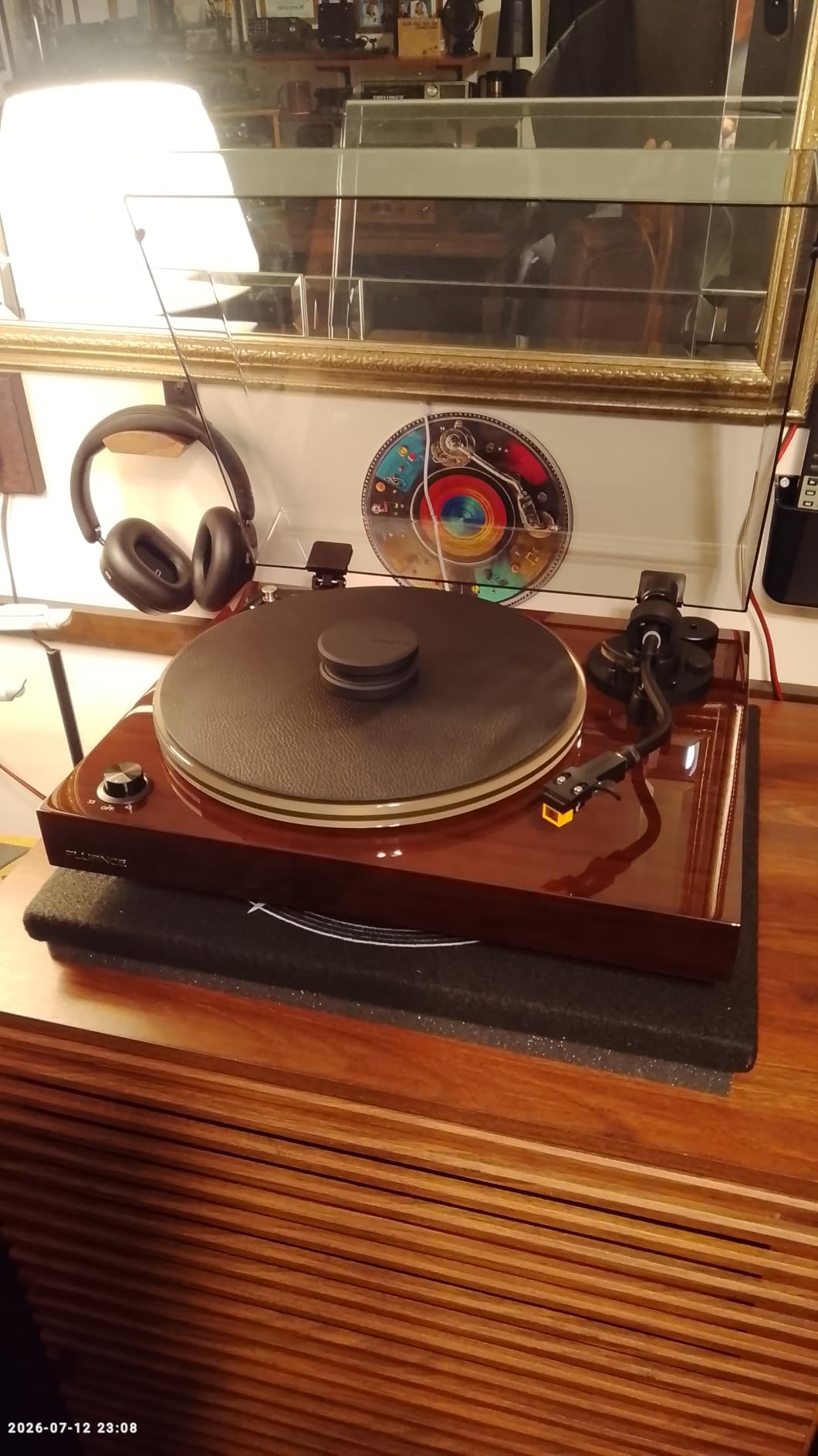 Fluance RT85N Turntable with Nagaoka MP-110 Cartridge, Acrylic Platter, Speed Control, and Vibration Isolation - Piano Black customer photo 2