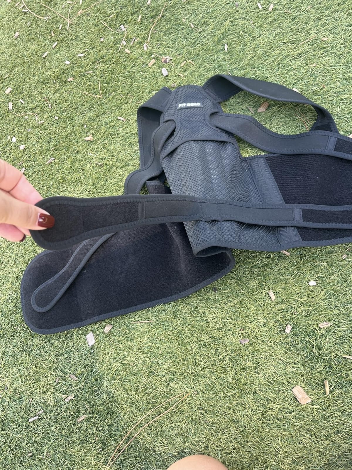 Fit Geno Posture Corrector for Women & Men, Back Shoulder Support Brace | Adjustable & Breathable, Upper Back Straightener Pulls Shoulders for Pain Relief, Neck Hump, Hunchback, Kyphosis, Scoliosis customer photo 1