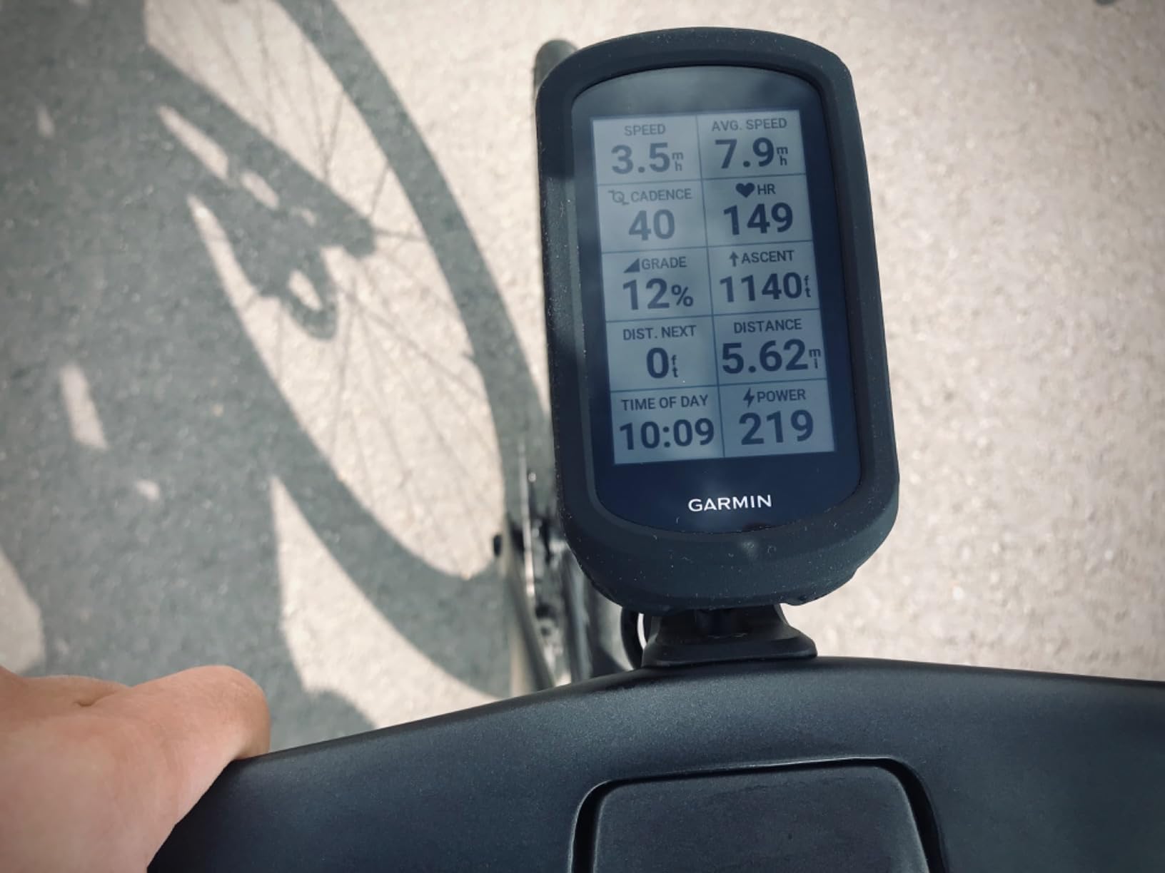 Garmin Edge Explore 2, Easy-to-Use GPS Cycling Navigator customer photo 1