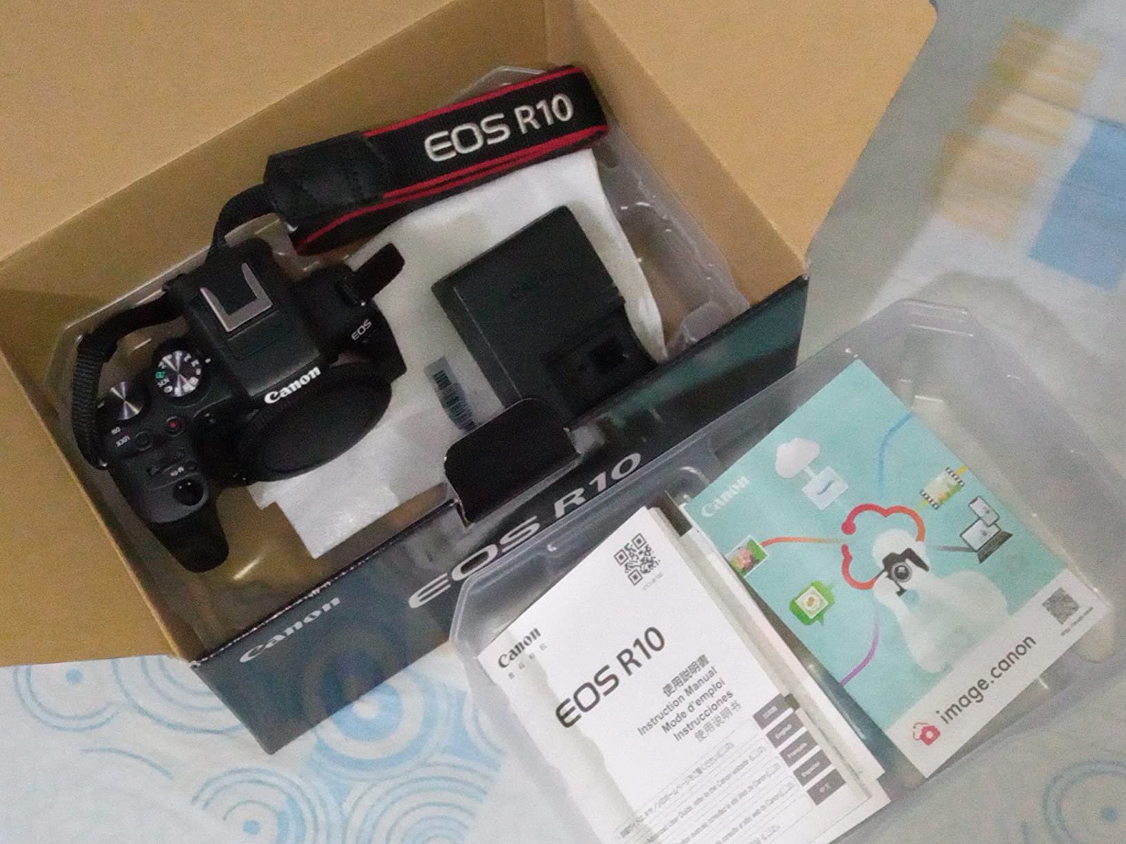Canon EOS R10 (Body Only), Mirrorless Vlogging Camera, 24.2 MP, 4K Video customer photo 2