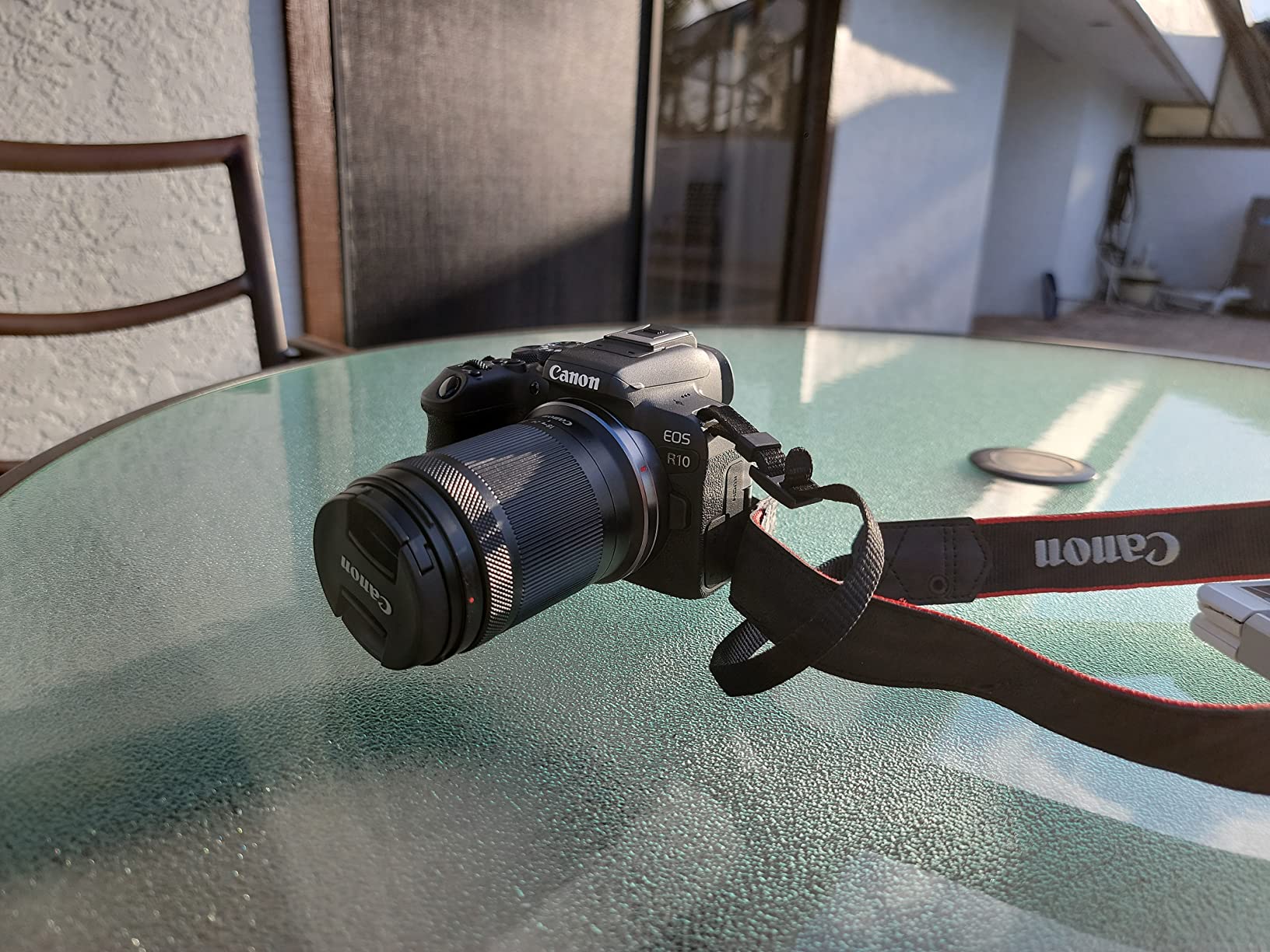 Canon EOS R10 RF-S18-150mm F3.5-6.3 is STM Lens Kit, Mirrorless Vlogging Camera, 24.2 MP, 4K Video, DIGIC X Image Processor, High-Speed Shooting, Subject Tracking, Compact, for Content Creators Black customer photo 2