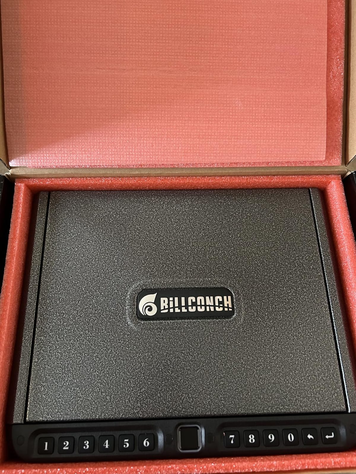 BILLCONCH Gun Safe for Handgun with Fingerprint, App, 0-9 Numeric Keypad - Smart Pistol Safe with 4 Quick-Access Methods, Built-in LED Light customer photo 2