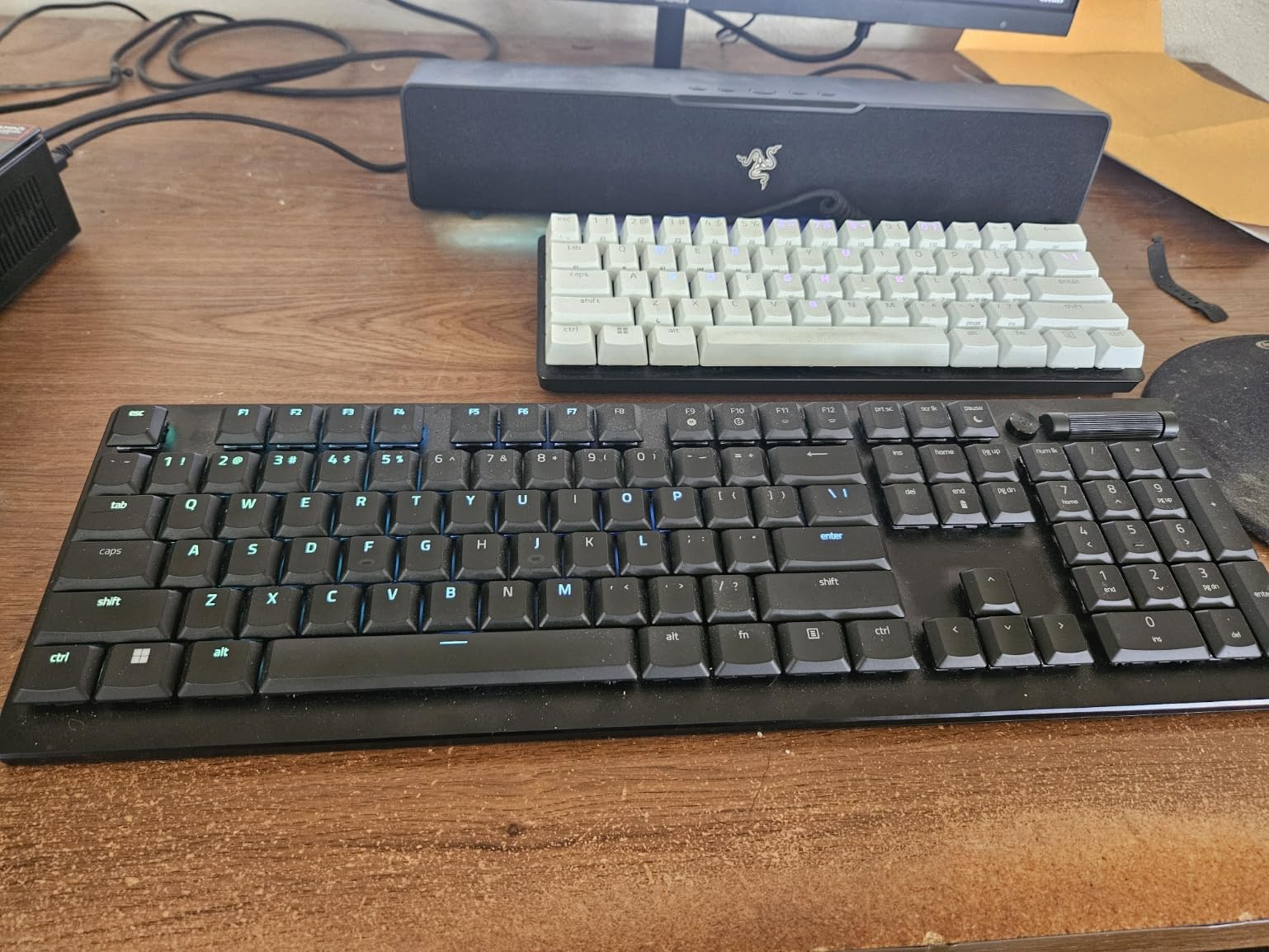 Razer DeathStalker V2 Pro Wireless Gaming Keyboard: Low Profile Optical Switches Clicky Purple, HyperSpeed Wireless & Bluetooth, Chroma RGB, Snap Tap customer photo 2
