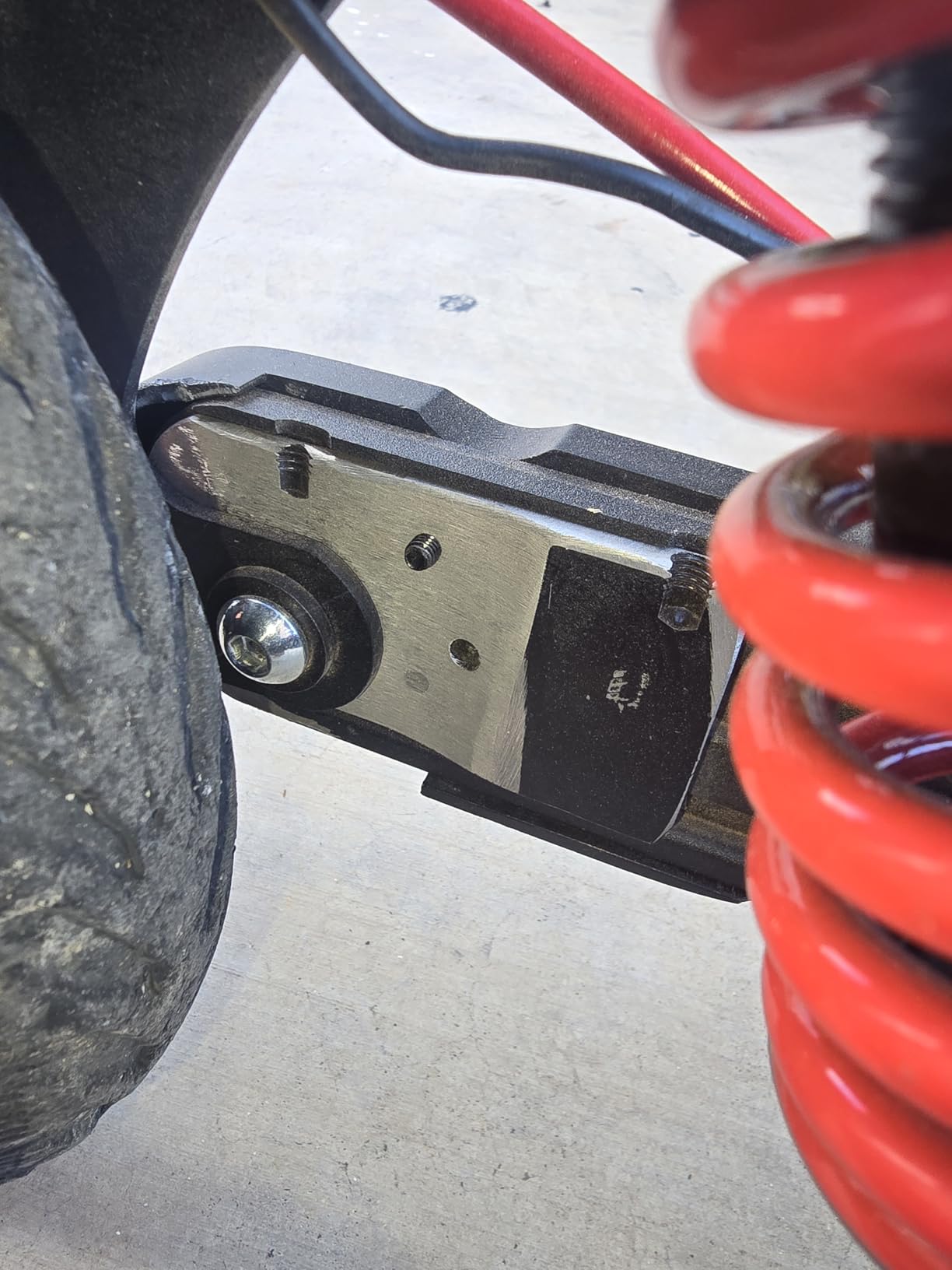 MIMIRACLE Electric Scooter Rear Suspension Kit Compatible with Xiaomi M365 Pro Pro2 1S Electric Scooter Shock Absorber Rear Suspension Fork Set customer photo 1