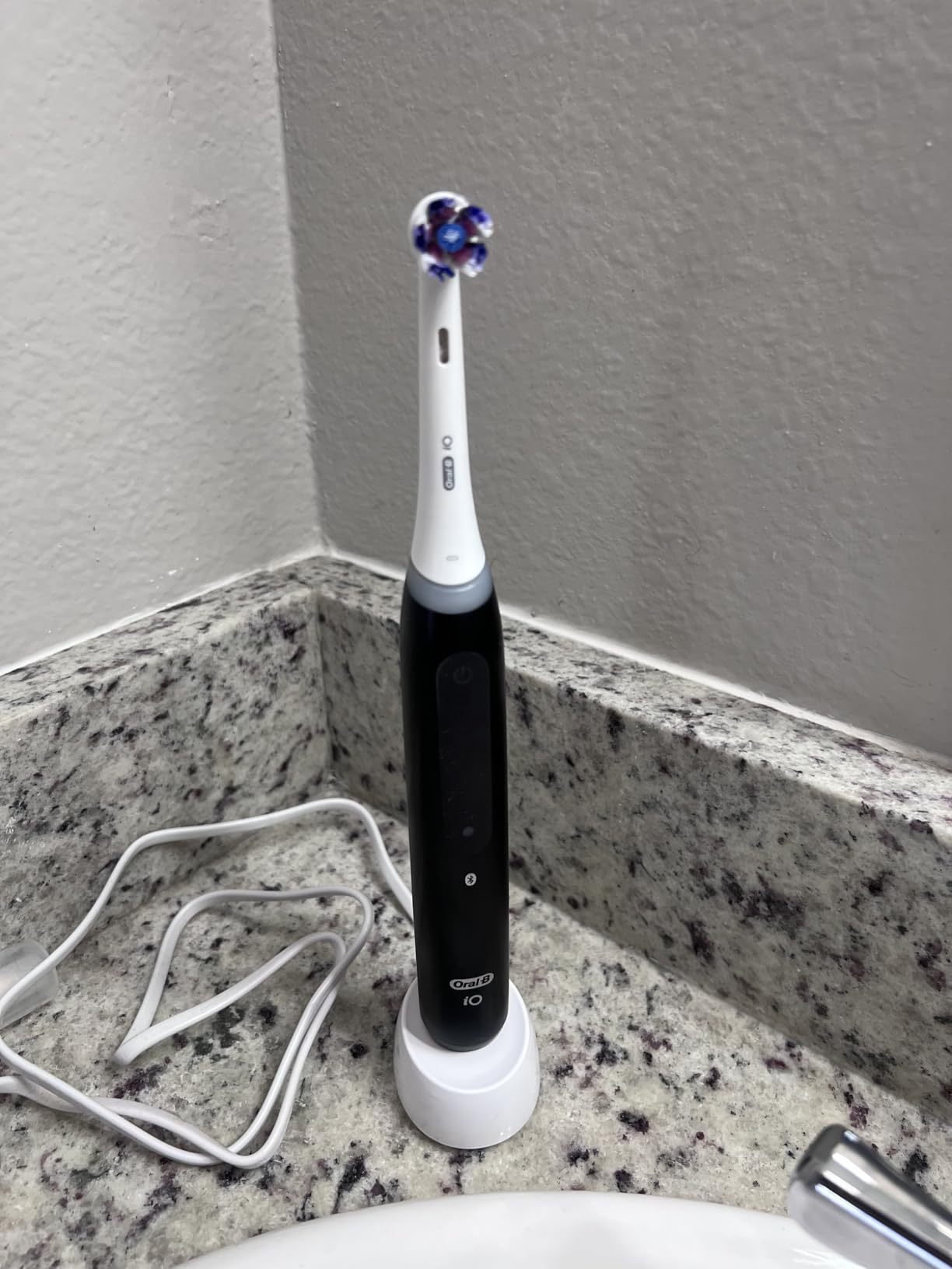Oral-B iO5 Limited customer photo 2