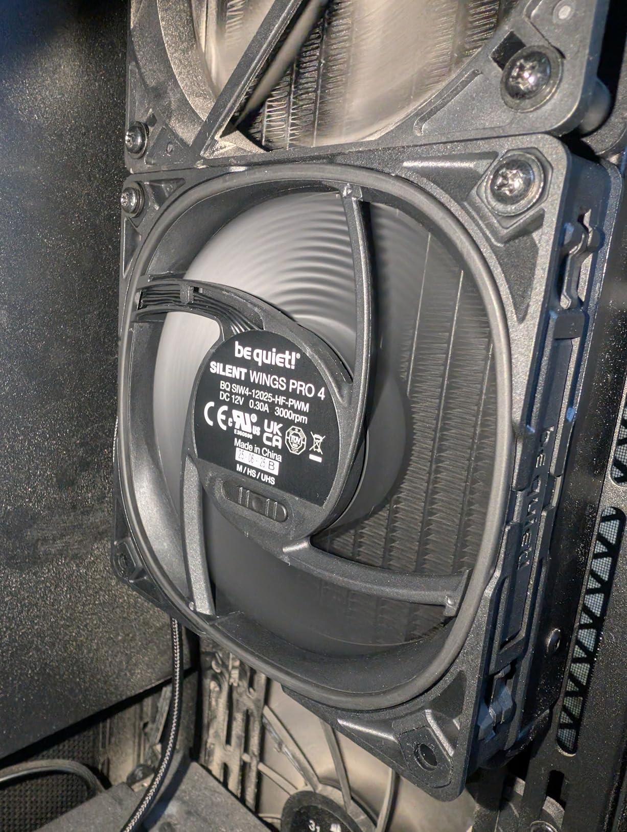 be quiet! Silent Wings Pro 4 120mm PWM 3000 RPM Premium Low Noise Cooling Fan | 4-Pin | BL098 customer photo 1