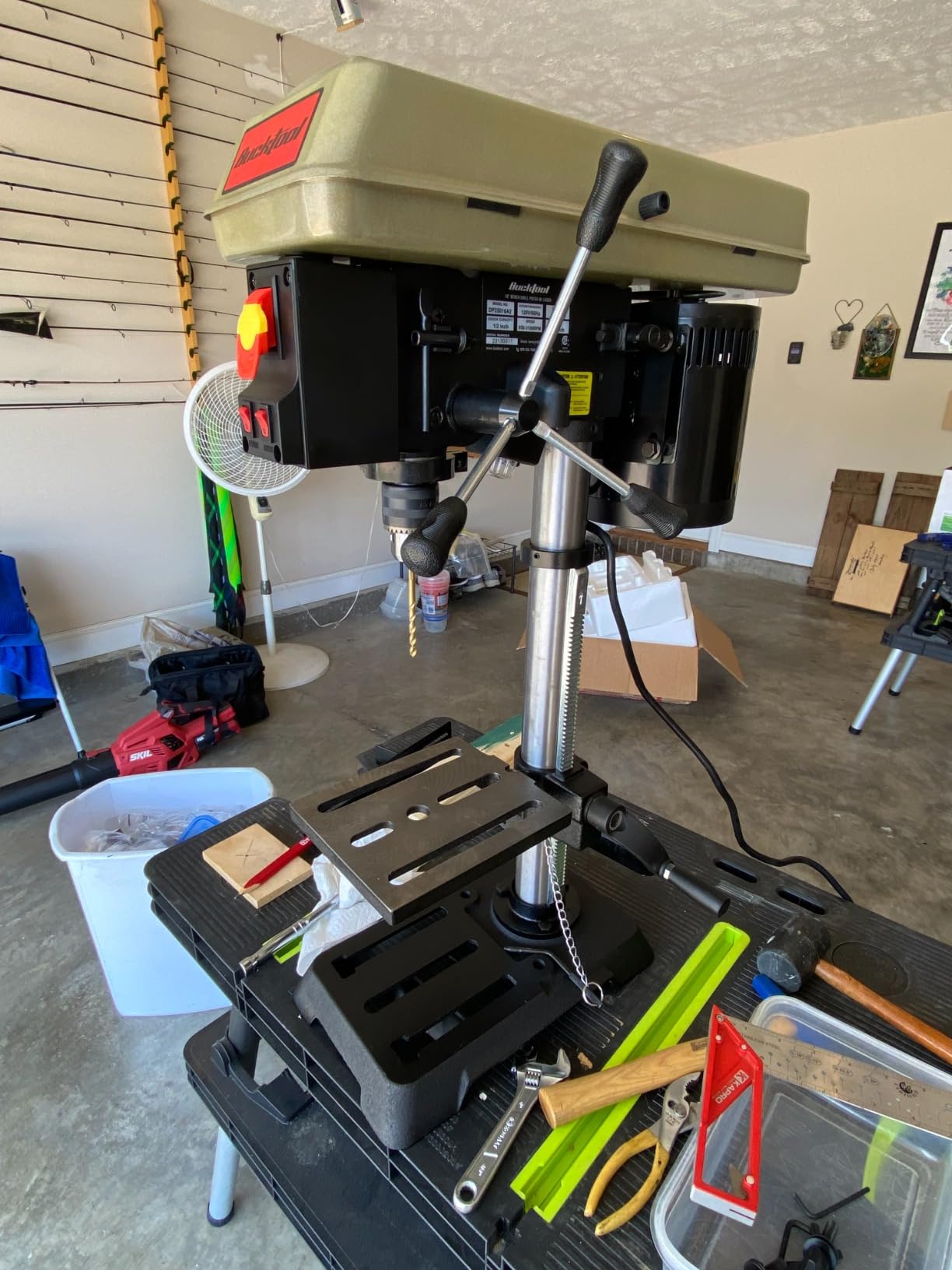 BUCKTOOL 10-Inch Drill Press 6.2 Amp 3/4 HP Bench Drill Press | 5-Speed, Benchtop Drilling Machine with LED Work Light, Tilting Table and Cast Iron Base customer photo 1