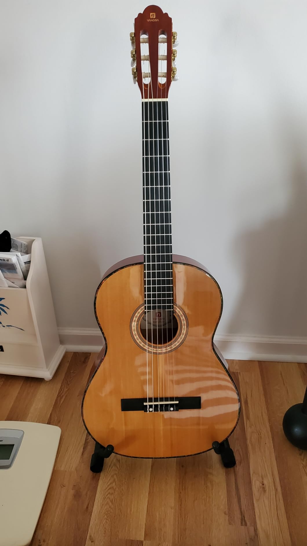 Classical Guitar Full Size 4/4 Spanish Style Classical Guitarra, 39 Inch Nylon Strings Guitar Ideal for Beginner Adults, Cedar Top, by Vangoa customer photo 1