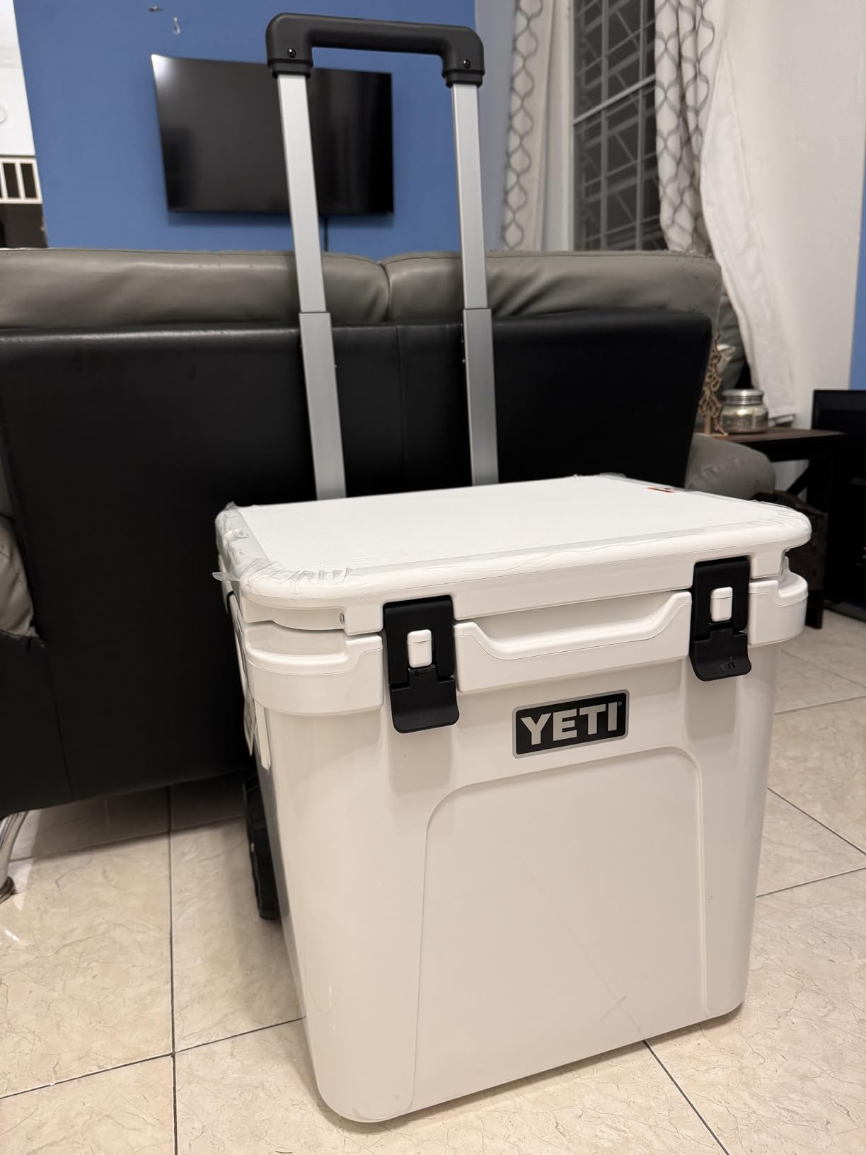 YETI Roadie 48 Wheeled Cooler with Retractable Periscope Handle customer photo 1