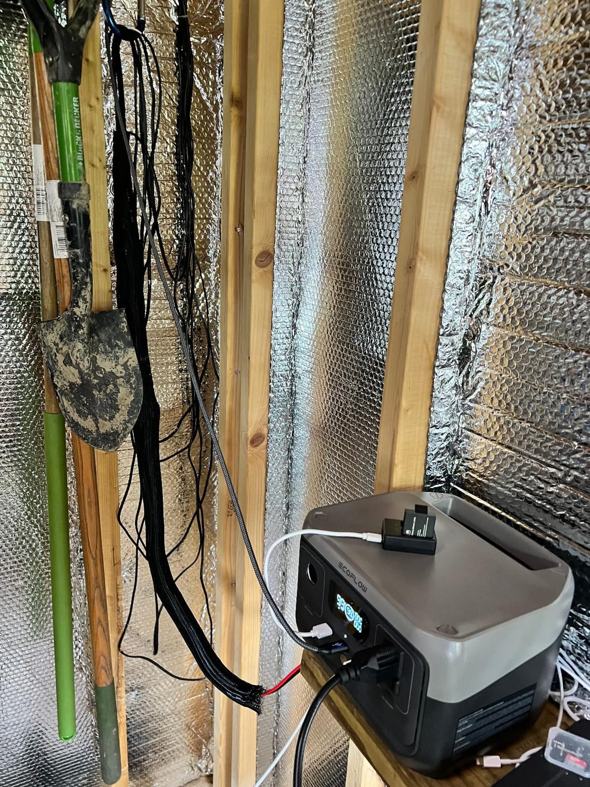 EF ECOFLOW Portable Power Station RIVER 2, 256Wh 300W | 1 Hr Fast Charging, LiFePO4 Battery, Up to 600W Solar Generator customer photo 2