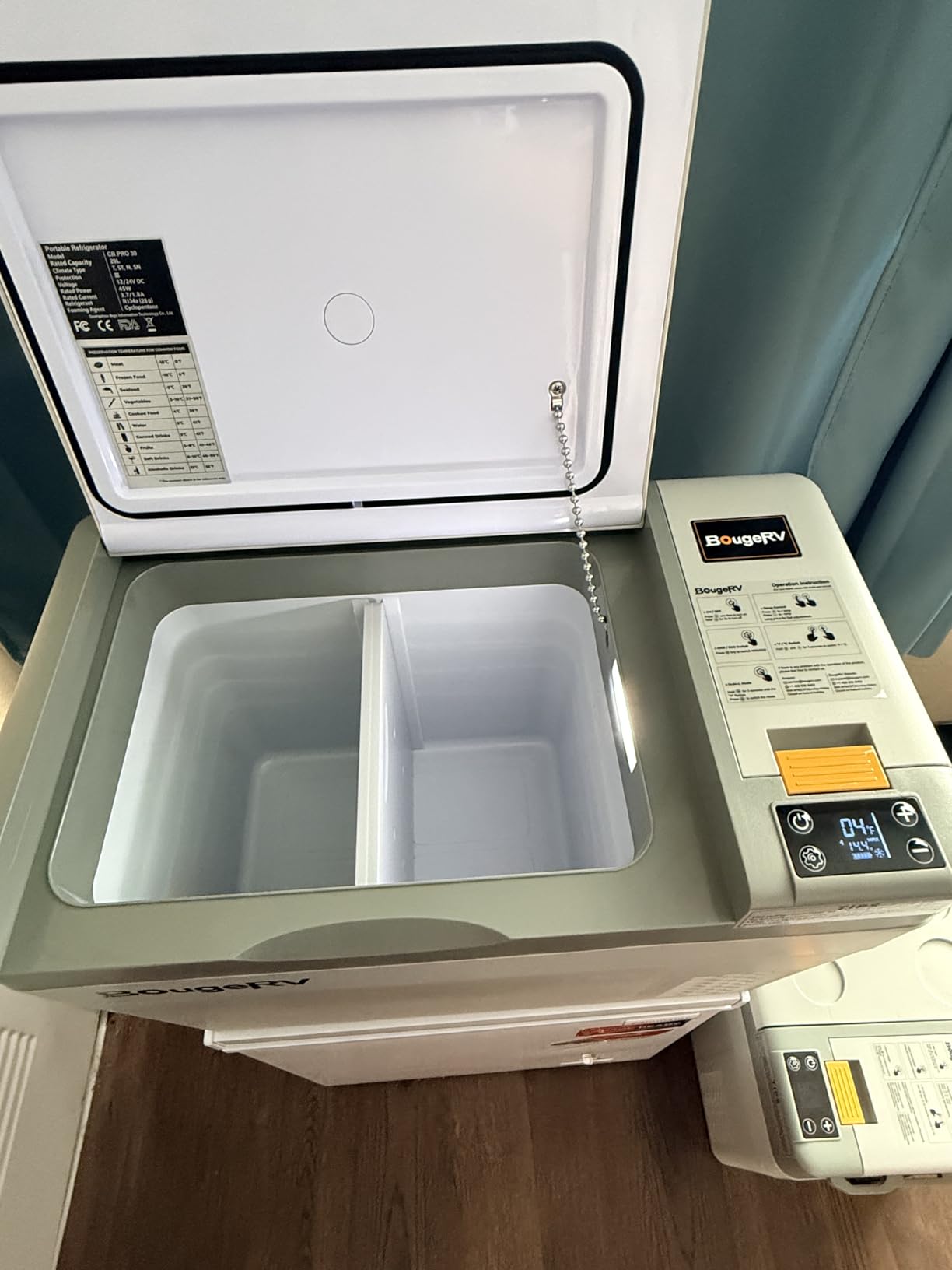 BougeRV 12V Refrigerator CRPRO 30QT, -8°F~50°F, Portable 12V Fridge, Black, Built-In Storage Compartment, 4 Tie Down Points, Fridge or Freezer, 12/24V DC, 110V AC customer photo 1