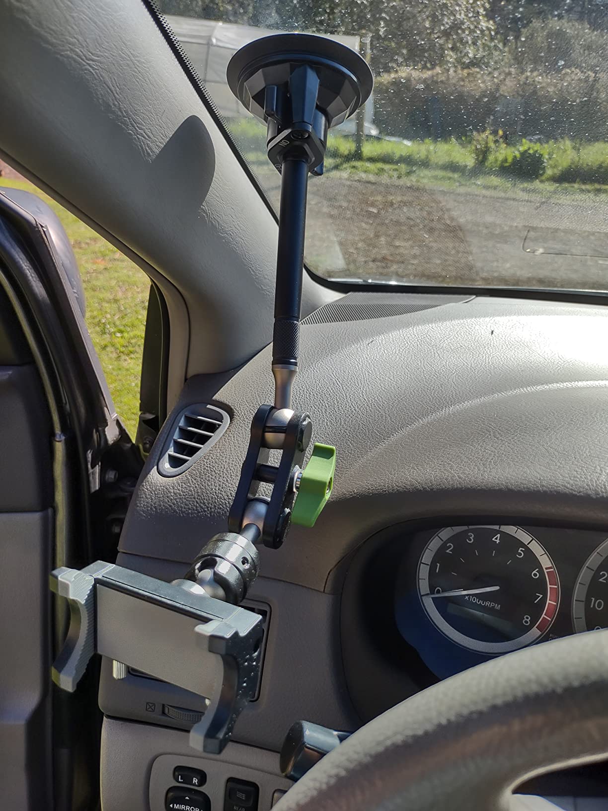 Semi Truck Phone Mount for Drivers, 360° Anti-Shake with Extension Rod | Class 8 Cab Suction Mount, Ultra-durable Metal, Fits Most Smartphones or Kenworth, Peterbilt, Freightliner customer photo 2
