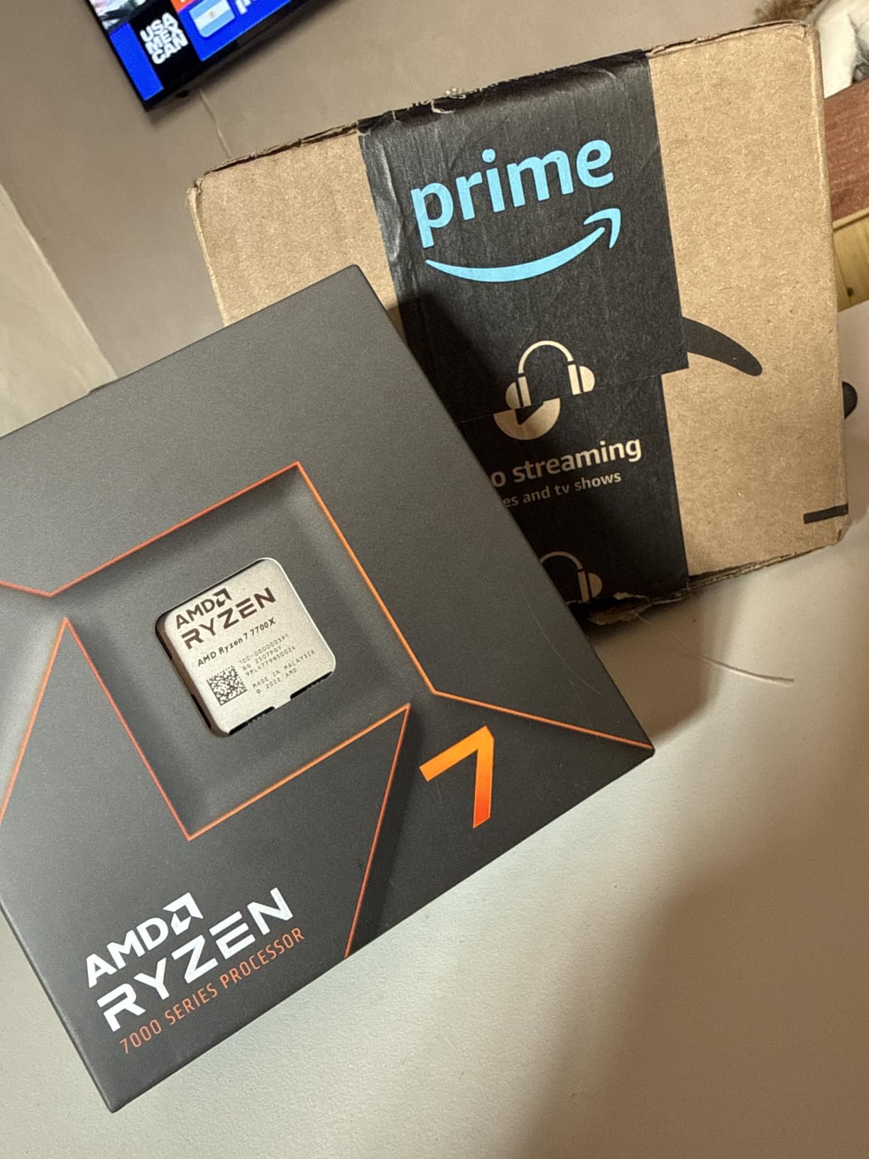 AMD Ryzen 7 7700X 8-Core, 16-Thread Unlocked Desktop Processor customer photo 1