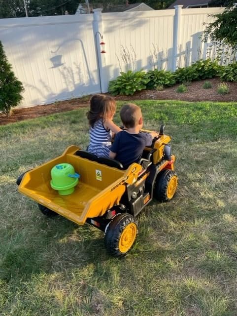 ANPABO Ride on Dump Truck, Ride on Car with Remote Control, Electric Dump Bed and Extra Shovel, Ride on Construction Vehicle with Music Player, Key Start for Safety, Ideal Gift for Kids customer photo 2