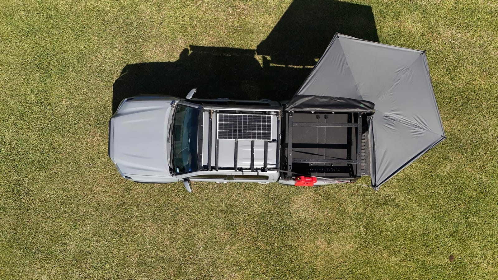 Overland Vehicle Systems 19689909 HD Nomadic 270 LTE Awning Passenger Side | 65 Sq Ft of Coverage | Dark Gray Fabric with Travel Cover Included | Twist and Lock Technology | Weather-Resistant customer photo 1