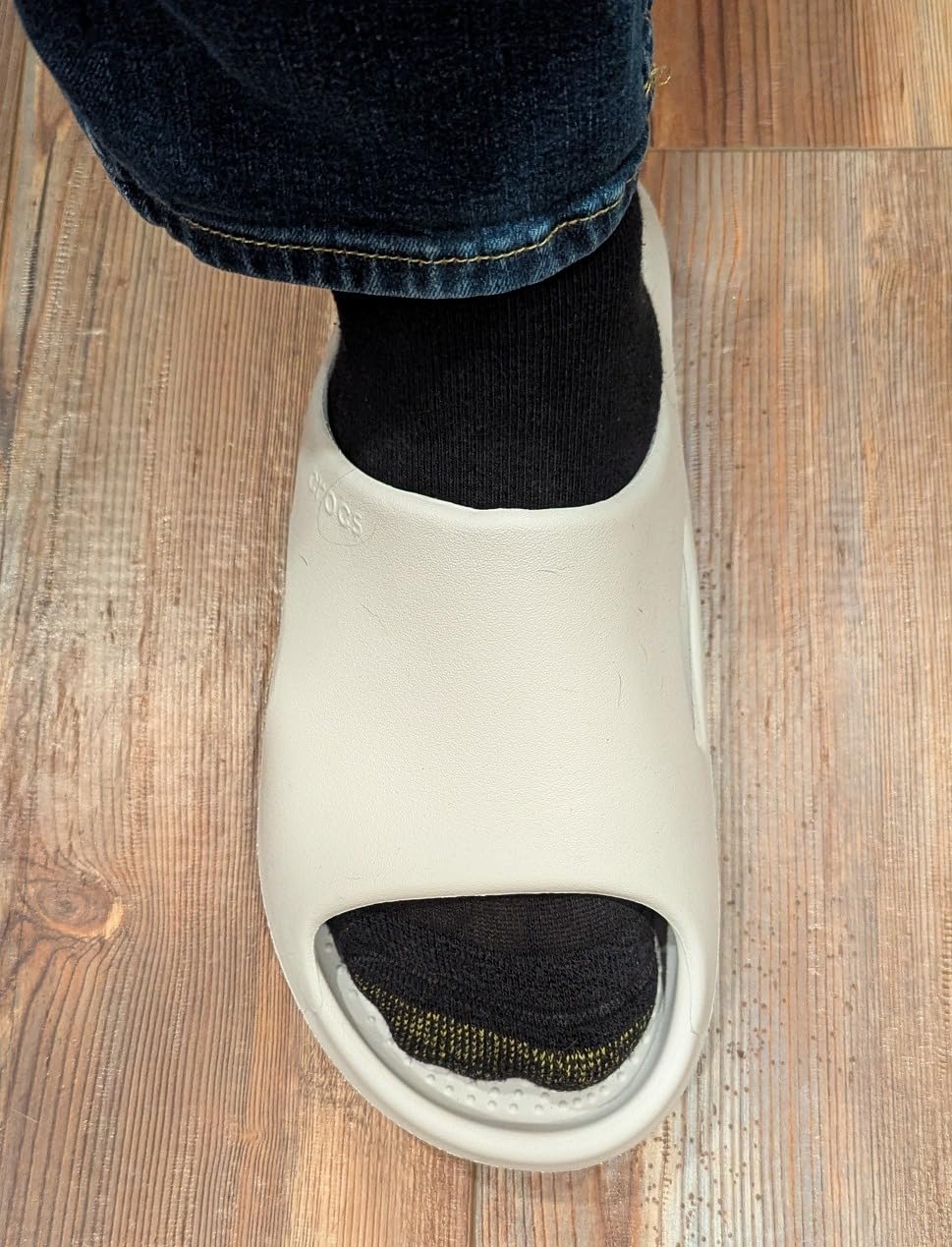 Crocs Unisex Adult Mellow Recovery Slides customer photo 2