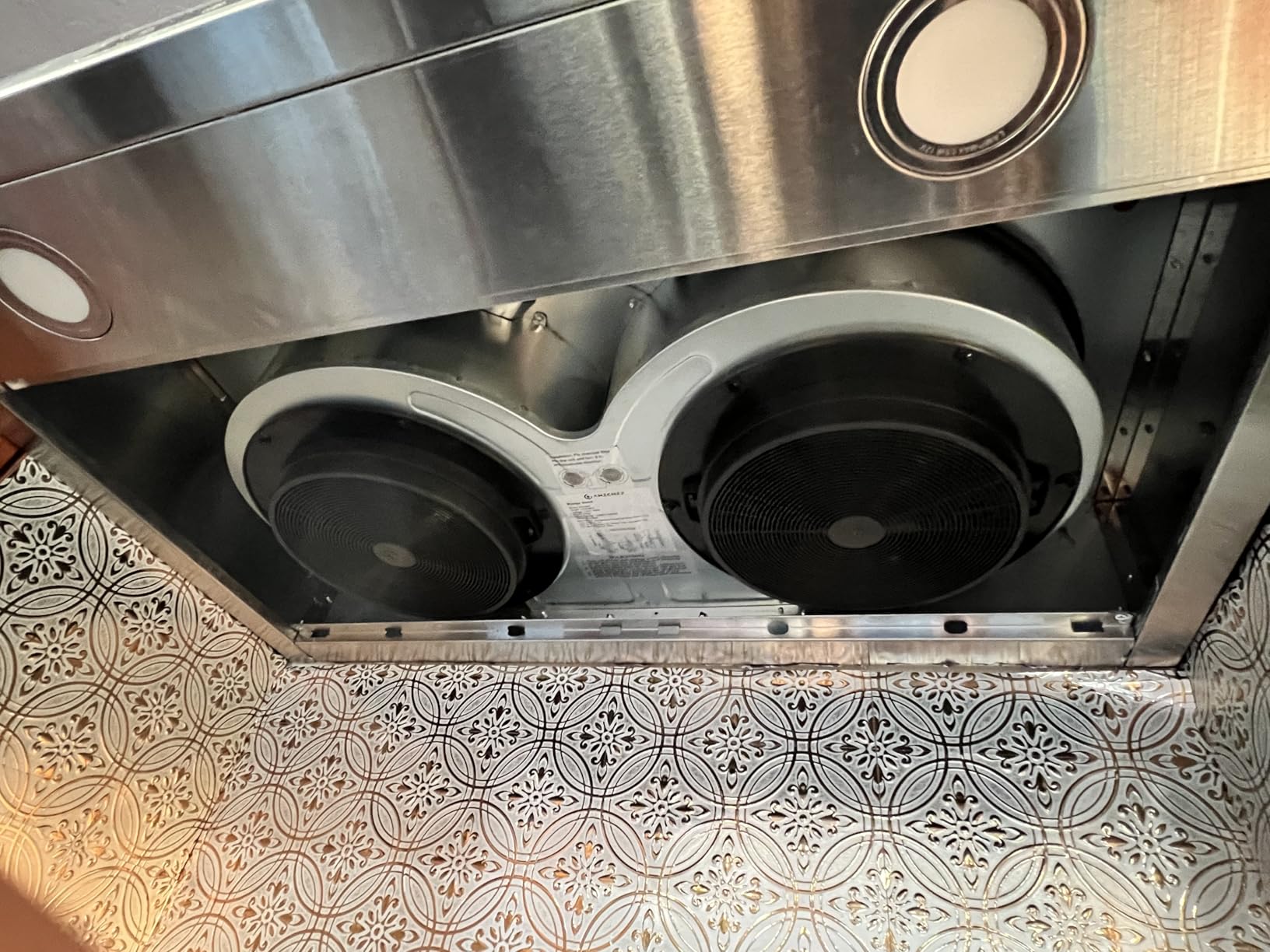 AMZCHEF Under Cabinet Range Hood 30 Inch, 750CFM Stainless Steel Kitchen Stove Vent Hood 3 Speed Exhaust Fan Touch/Remote/Gesture Control LED lights Time Setting Dishwasher-Safe Baffle Filters customer photo 2
