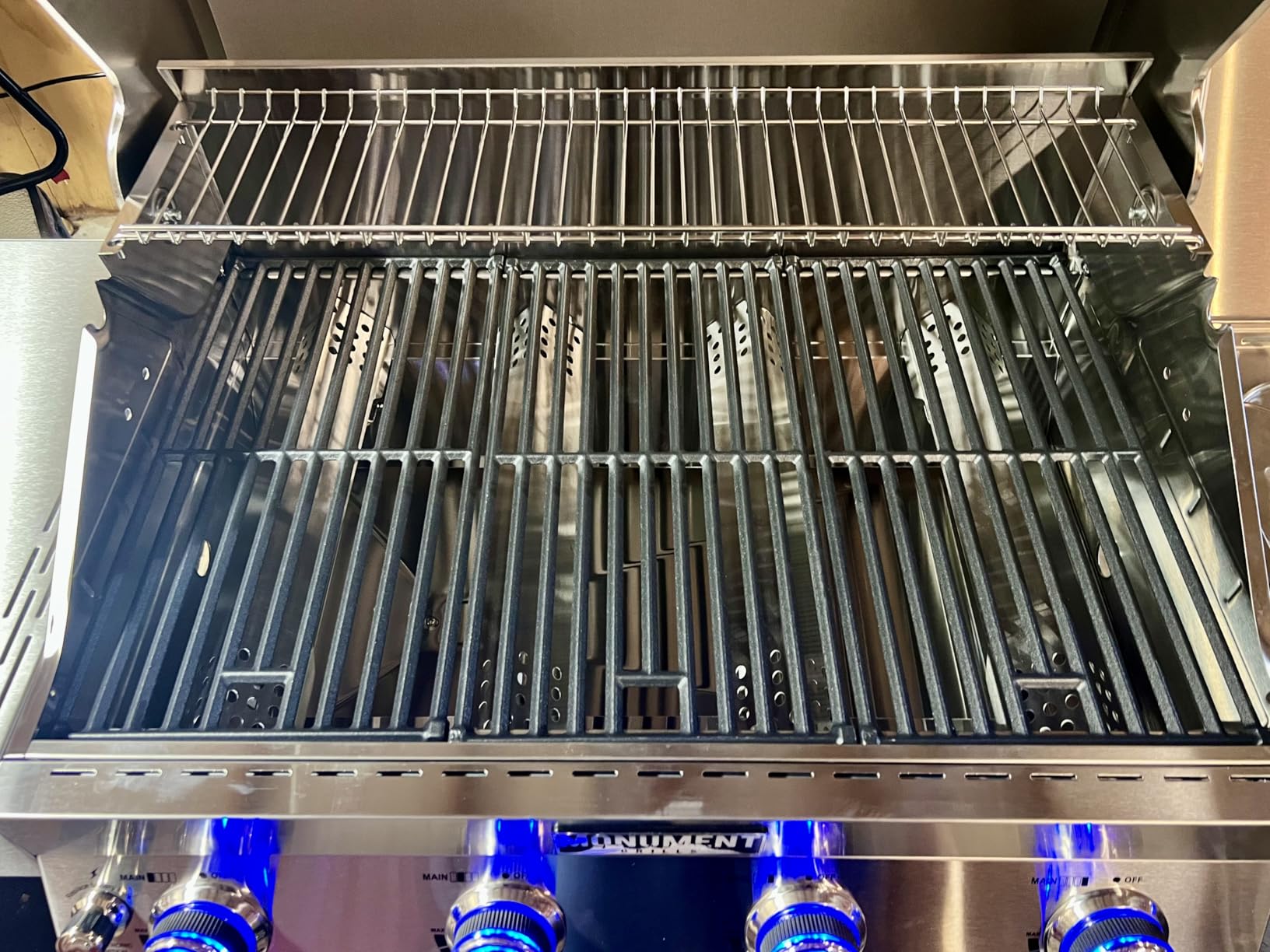 Monument Grills Larger Convertible 4-Burner Natural Gas Grill Stainless Steel Cabinet Style Propane Grills with Conversion Kit customer photo 2