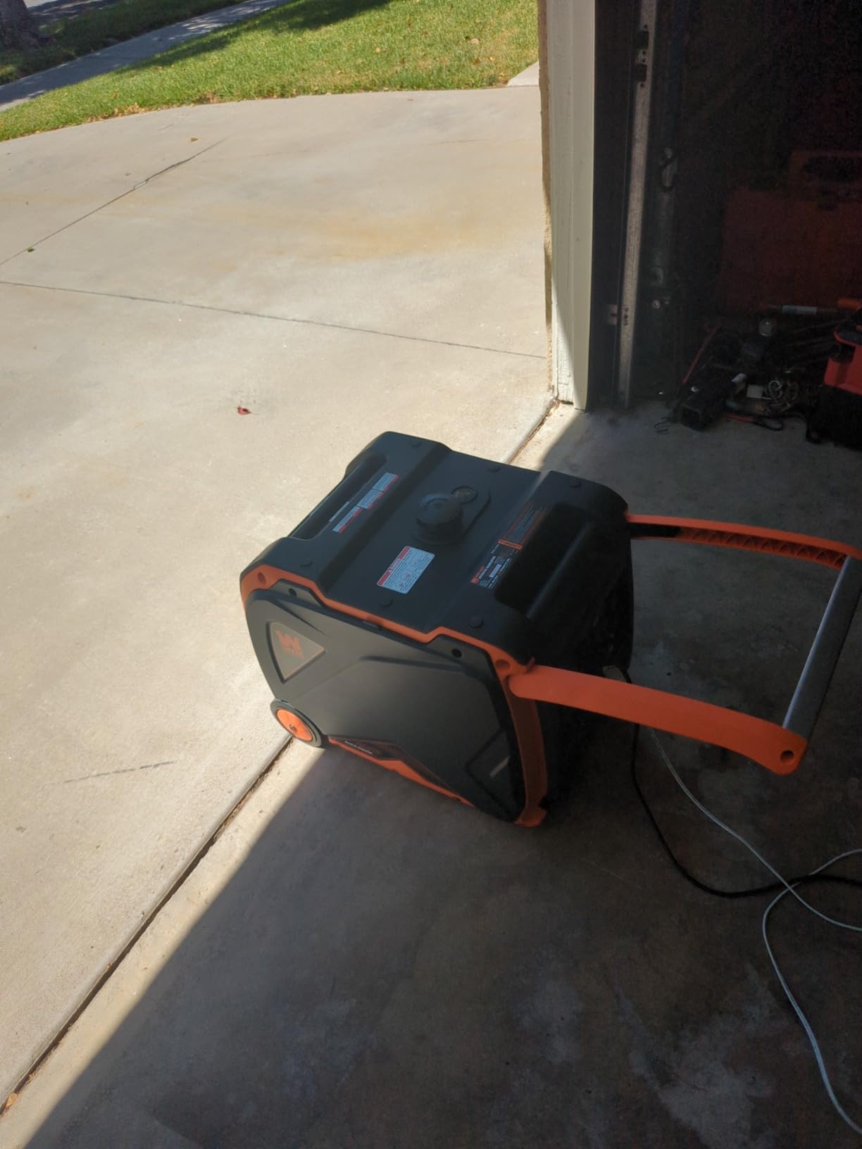 WEN 56455i Super Quiet 4500-Watt RV-Ready Portable Inverter Generator with Fuel Shut-Off and Electric Start customer photo 2