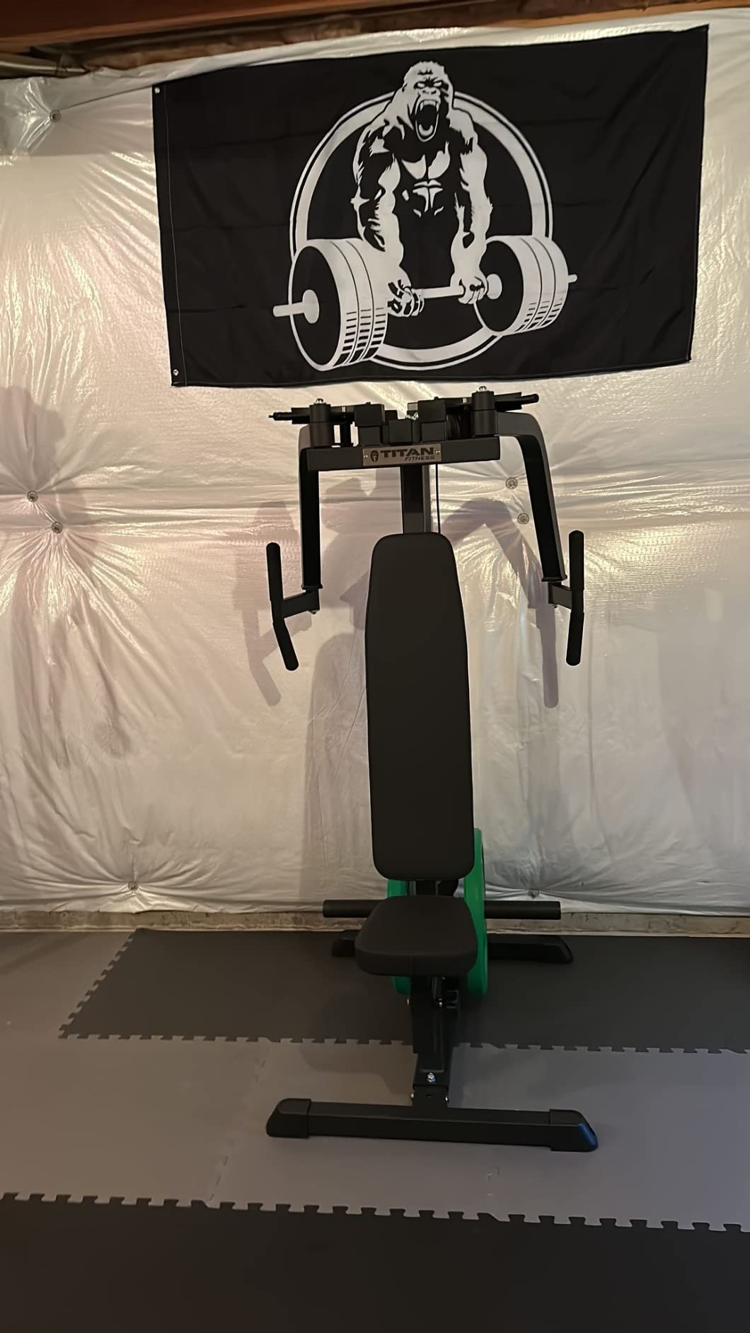 Titan Fitness Plate-Loaded PEC Fly and Reverse Delt Machine, Rated 300 LB, Upper Body Specialty Machine, Chest, Back, and Shoulder Training customer photo 1