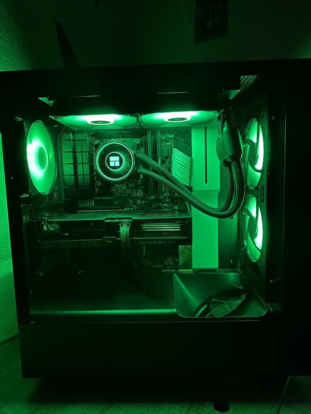 Thermalright Frozen Notte 240 Black ARGB V2 Water Cooling CPU Cooler, 240 Black CPU Cooler Specifications, Double PWM Fans, S-FDB Bearings, Suitable for AMD/AM4/AM5, Intel LGA 1700/1150/1151/1200/2011 customer photo 1