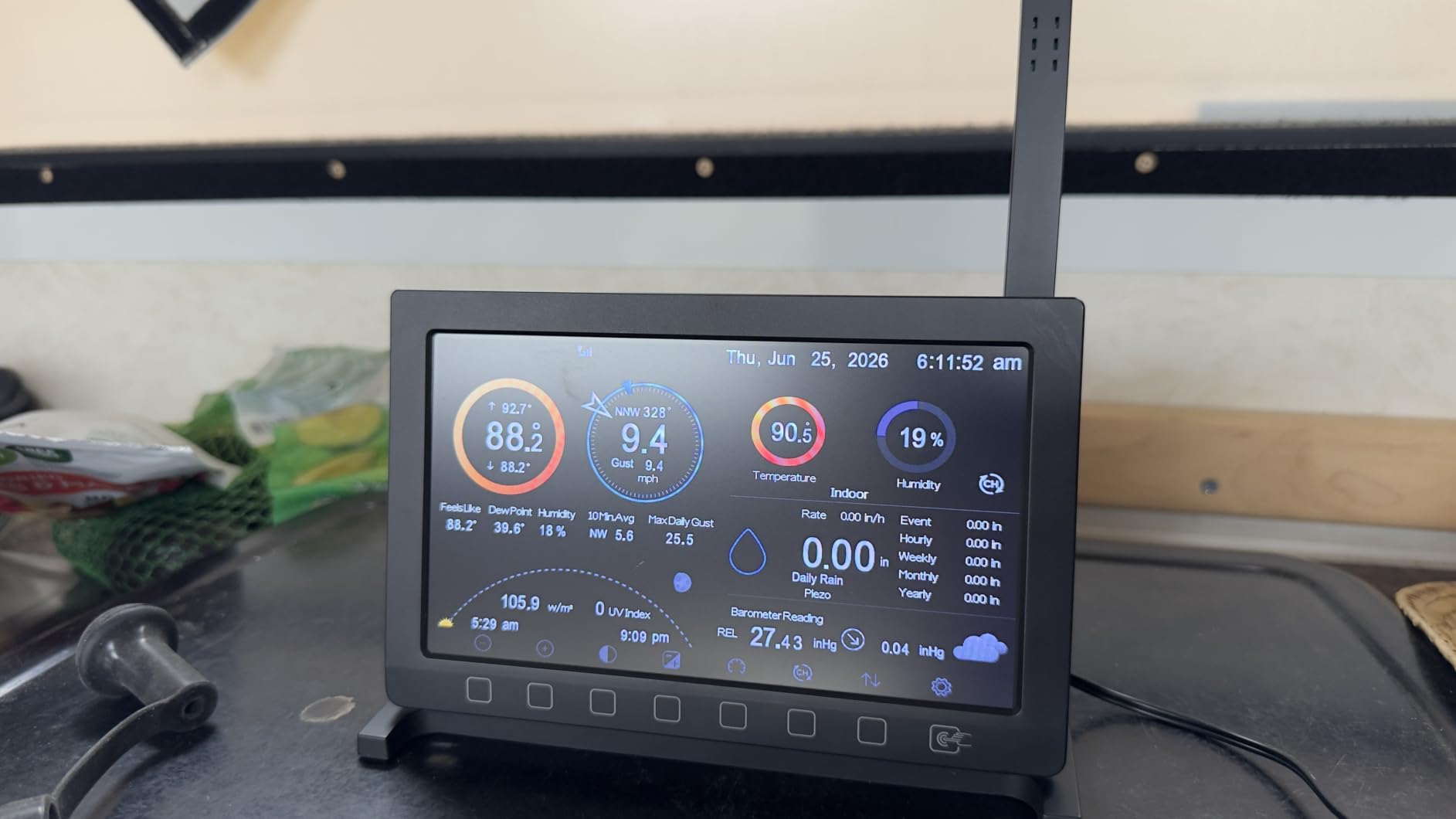 ECOWITT Wittboy Pro Weather Station HP2564, with 7 Inch HP2560 TFT Display Console and WS90 Outdoor Weather Sensor, Supports WU/WeatherCloud/Wow/Ecowitt Servers, 915 MHz customer photo 1