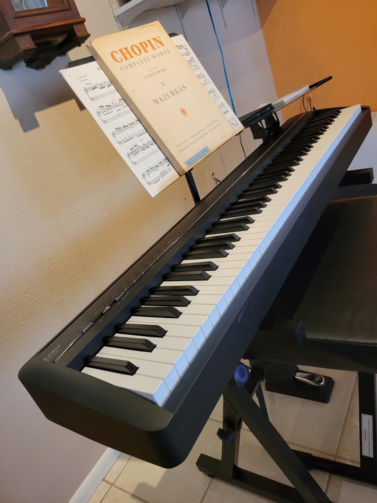 Kawai ES120 88-key Digital Piano with Speakers - Black customer photo 2