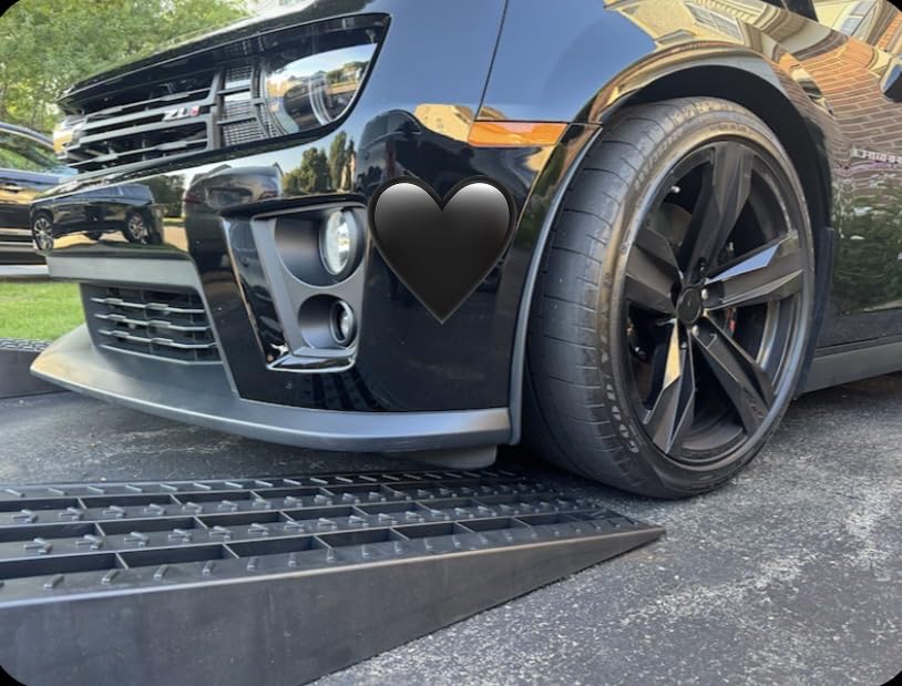 MaxxHaul 50709 Detachable Extendable Car Ramp Set, Portable Car Ramps With 3,250 lbs Maximum Weight Capacity Per Ramp 6,500 lbs Per Pair customer photo 1