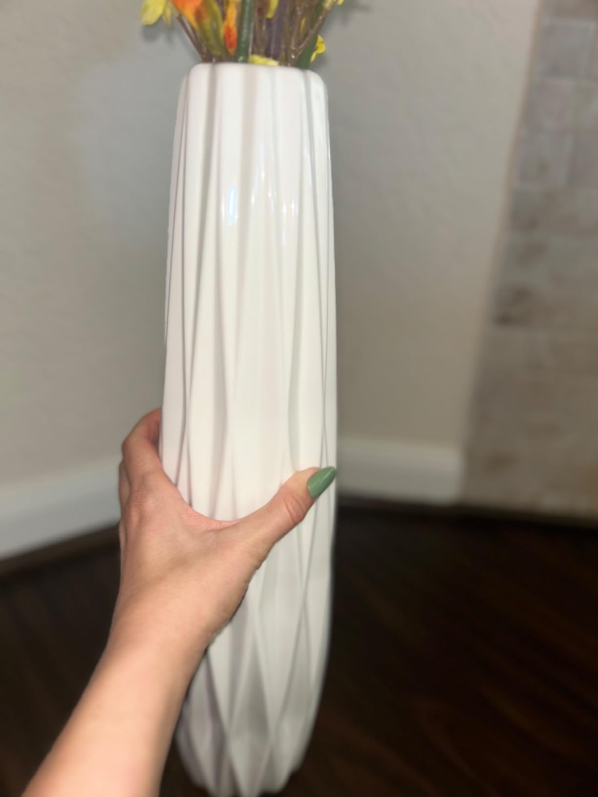 White Tall Ceramic Floor Vase, 24 Inch, Faceted Design, Large Decor | Glossy Glazed Finish, Living Room, Fireplace, Entryway, Pampas Grass customer photo 1