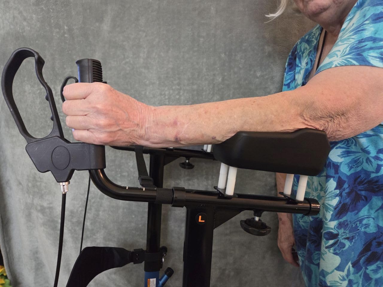 Drive Medical Elevate Upright Walker with Padded Armrests, Blue | Rollator Promotes Better Posture with Height Adjustable Forearm Pads, 10 Inch Front Wheels and 300 lb Weight Capacity customer photo 1