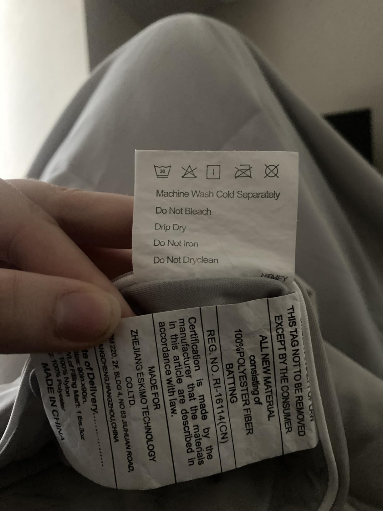 EASELAND Cooling Comforter Queen, Upgraded Double-Sided Q-MAX 0.45+ | Cooling Blanket for Hot Sleepers & Night Sweats, Breathable & Lightweight Summer Comforter, Gray, 90x90 customer photo 2
