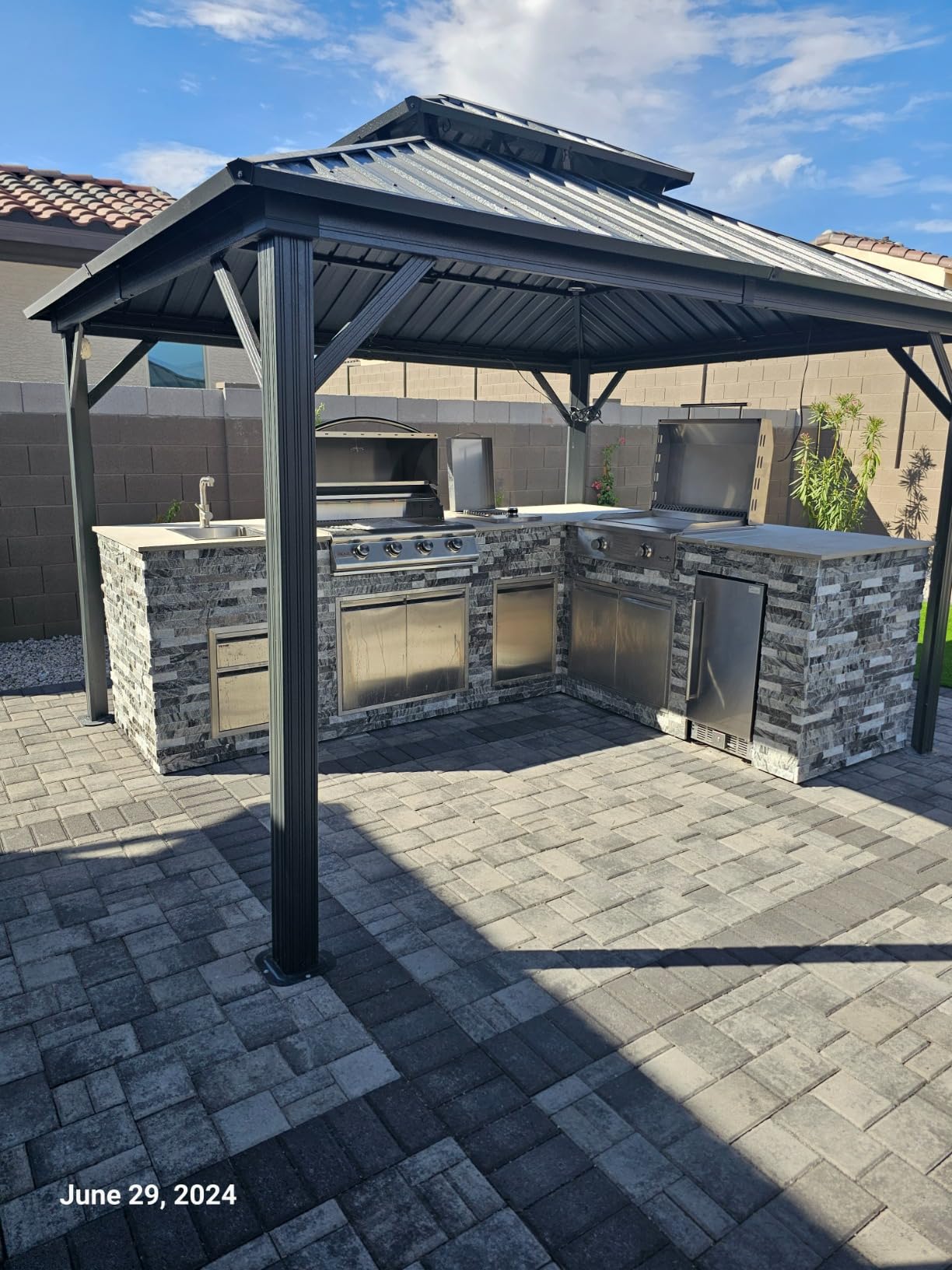Stanbroil 28-Inch Built-In Natural Gas Griddle for Outdoor Kitchen | 304 Stainless Steel Flat Top Grill, 2 Burners, 34,000 BTU customer photo 1
