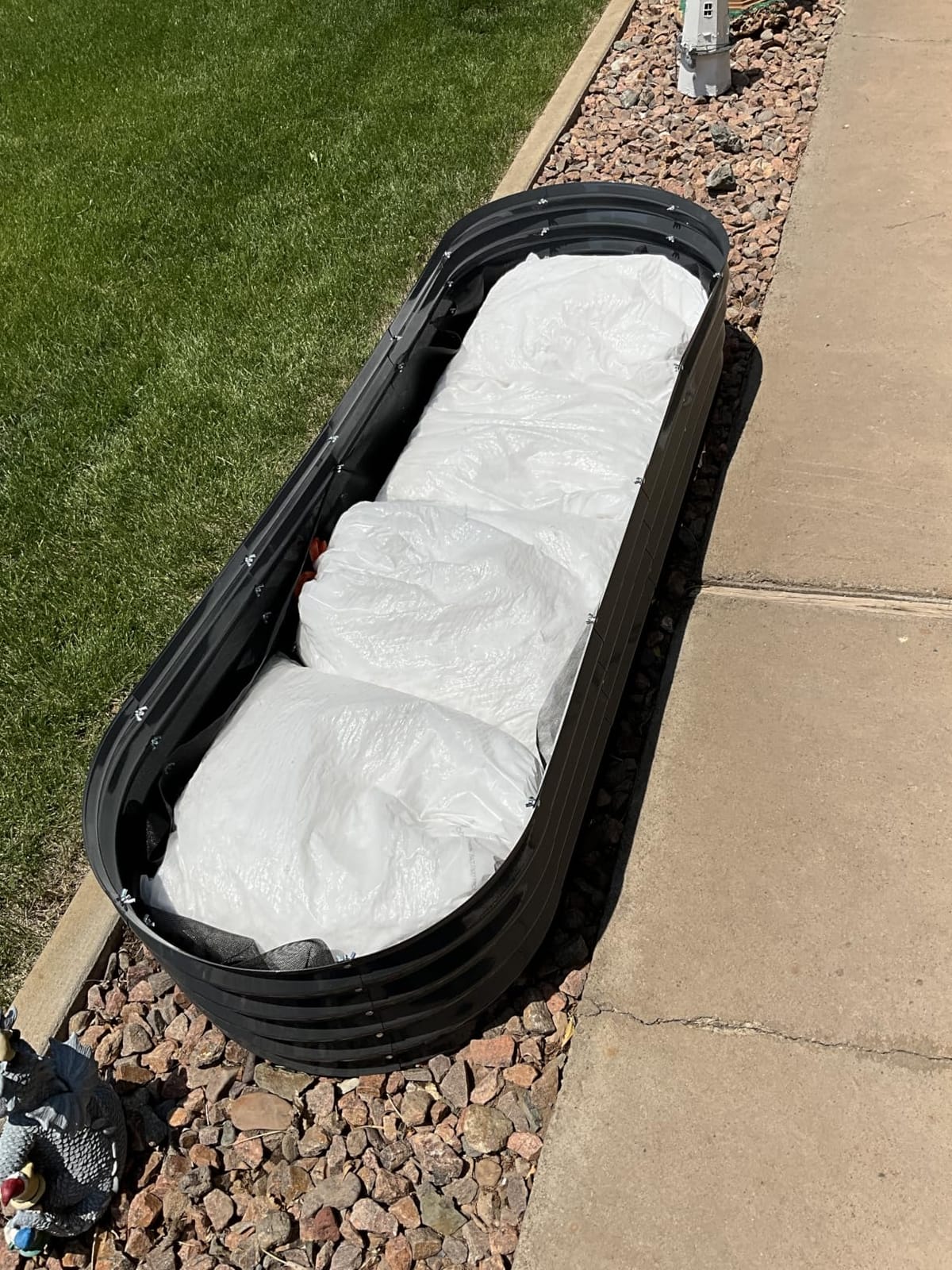 Utopia Home Galvanized Raised Garden Bed Kit 4x2x1ft, Planter Box Raised Garden Beds Outdoor, Easy Assembly Metal Raised Bed for Gardening Vegetables, Fruits, Flowers - Silver customer photo 1