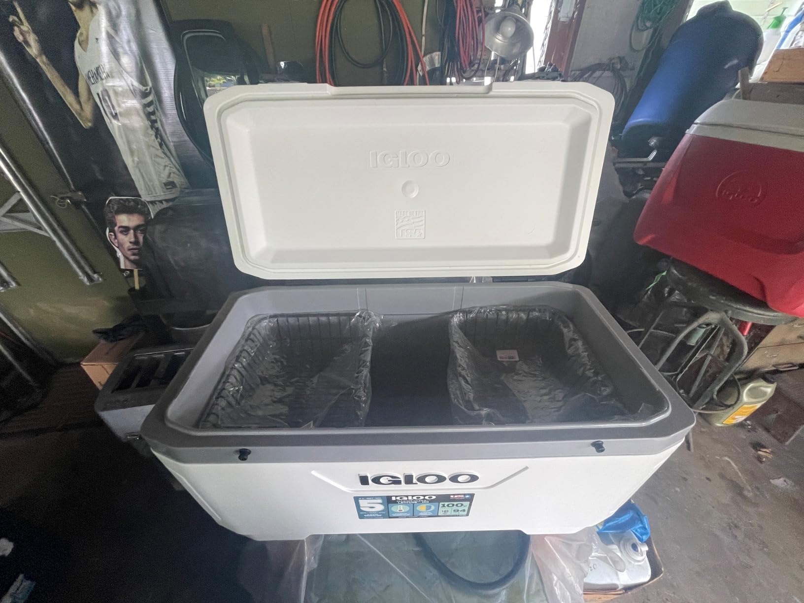 Igloo Marine Cooler | Insulated Hard Shell Ice Chest | Great for Fishing, Camping, Boating, & More customer photo 1